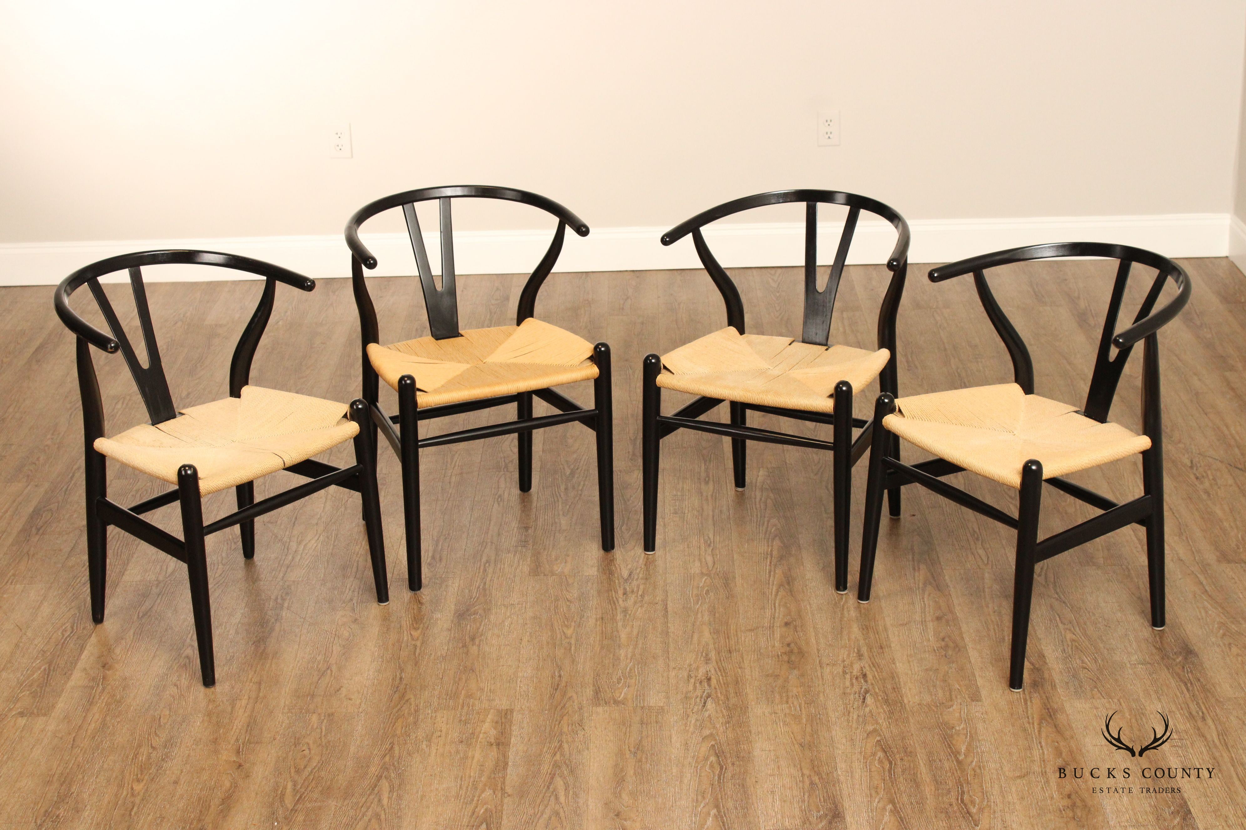 Mid Century Modern Style Set Four Wishbone Dining Chairs