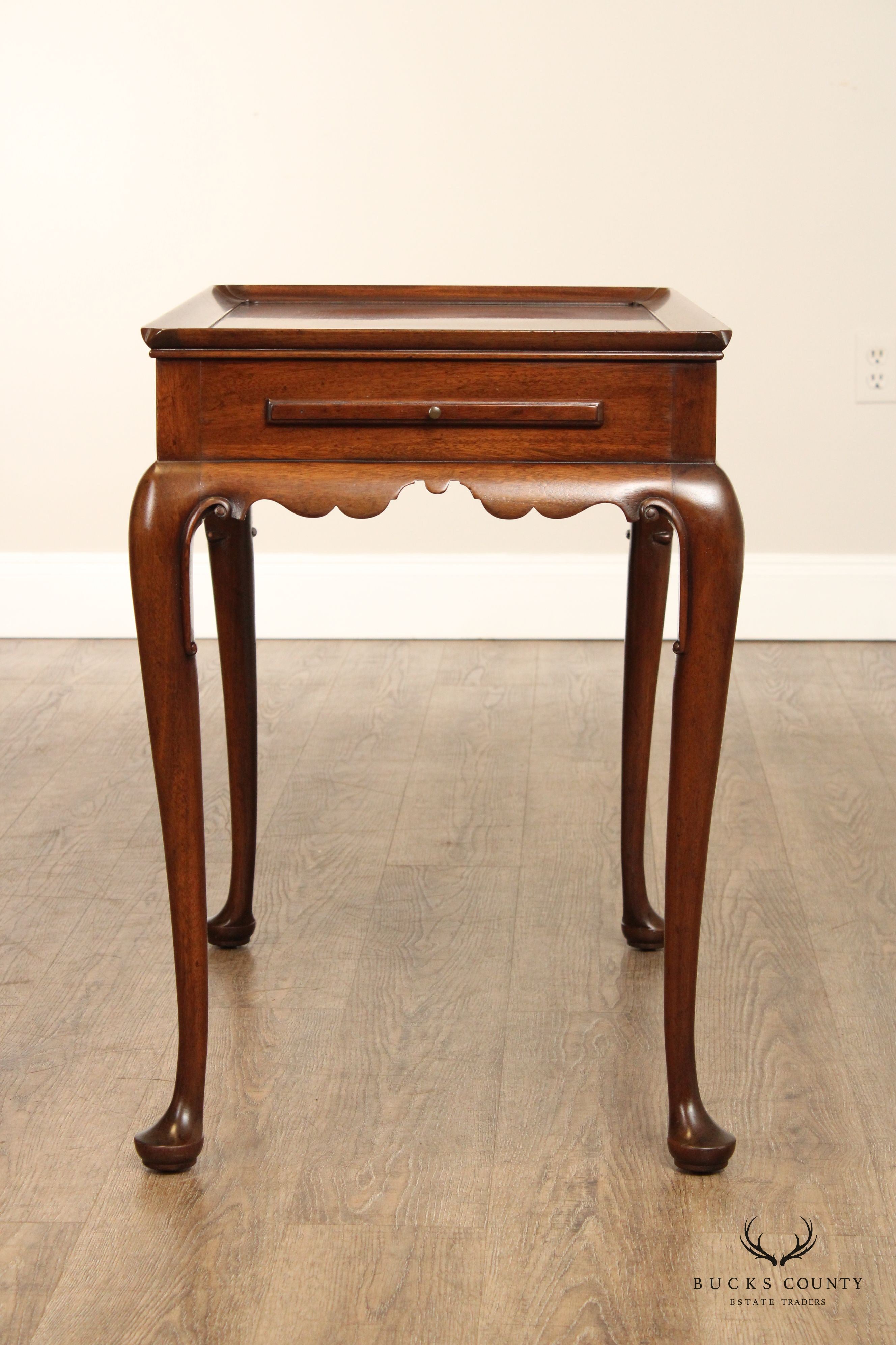 Kittinger Williamsburg Restoration Queen Anne Mahogany Tea Table