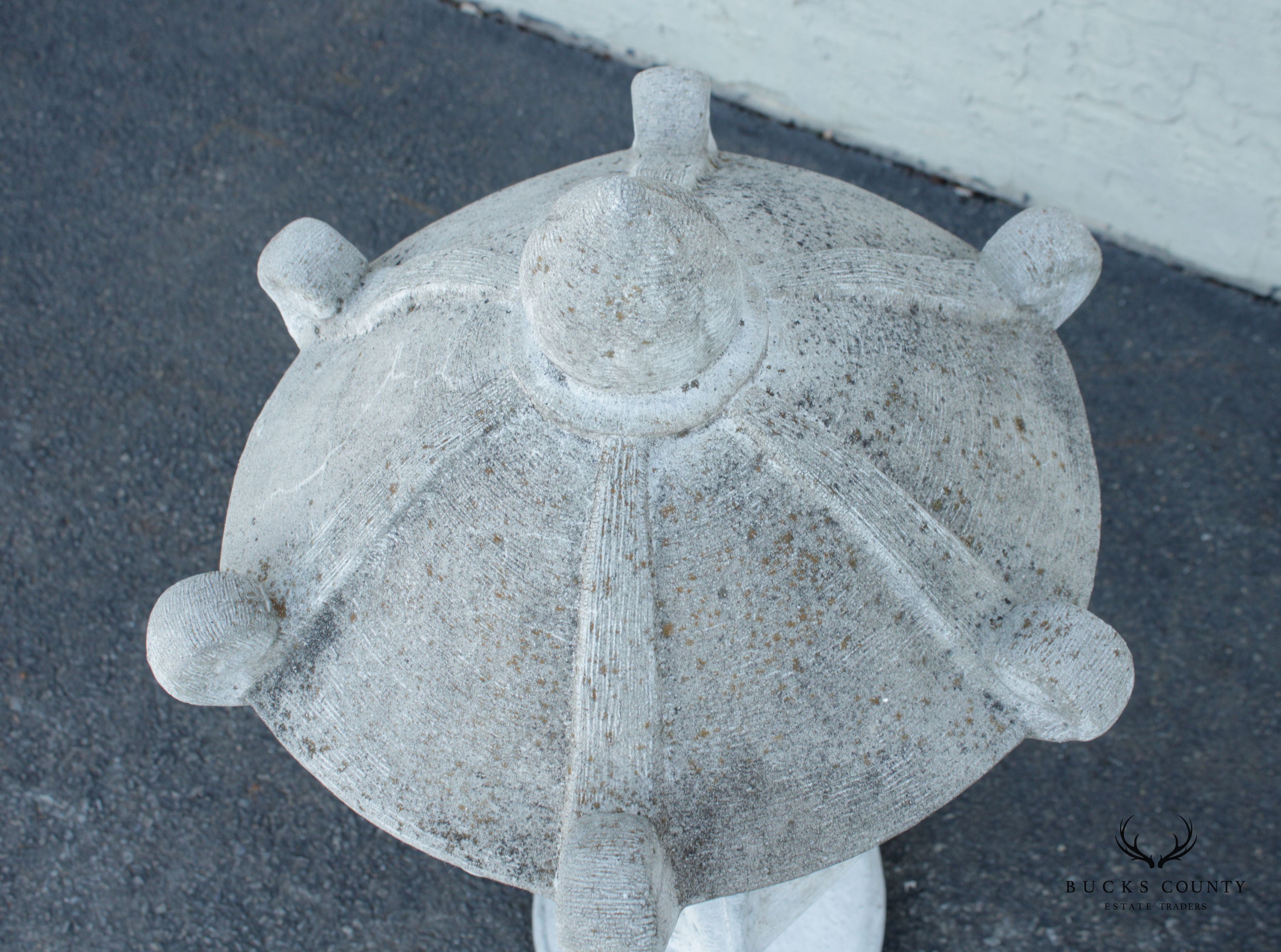 Vintage Asian Pagoda Stone Garden Lantern Ornament