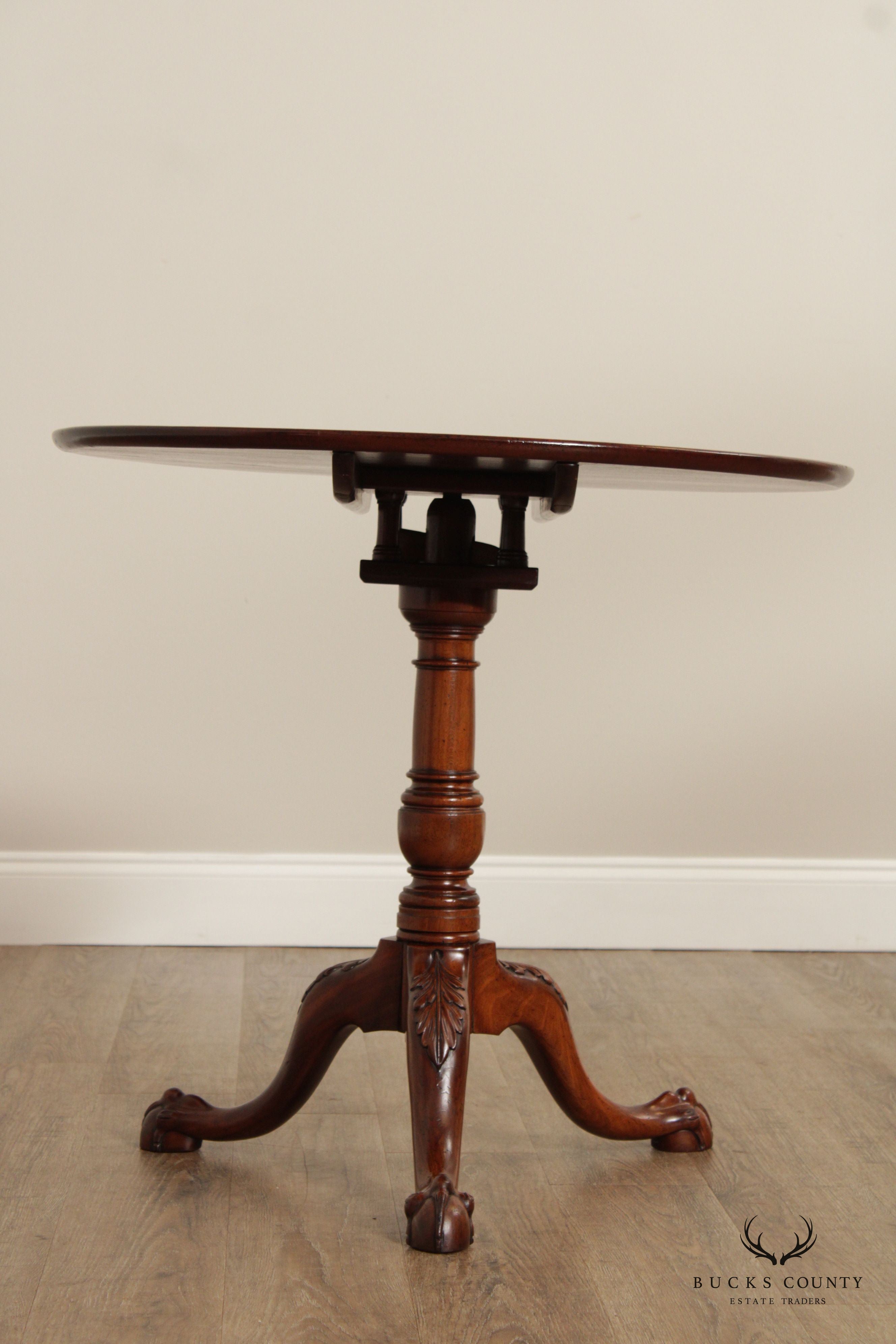 18th Century Philadelphia Mahogany Chippendale Style Tilt Top Tea Table