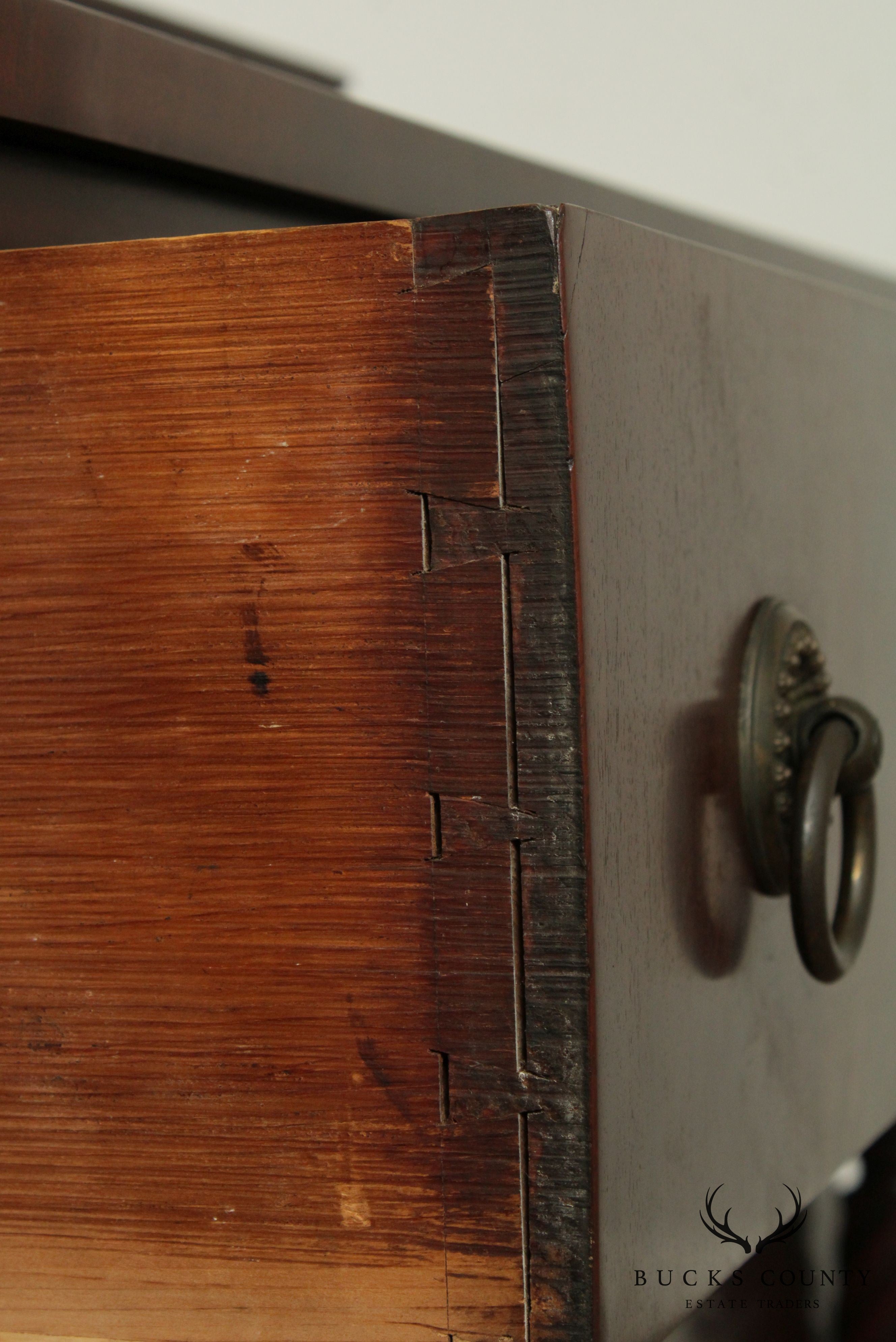 Antique American Federal Mahogany Chest of Drawers