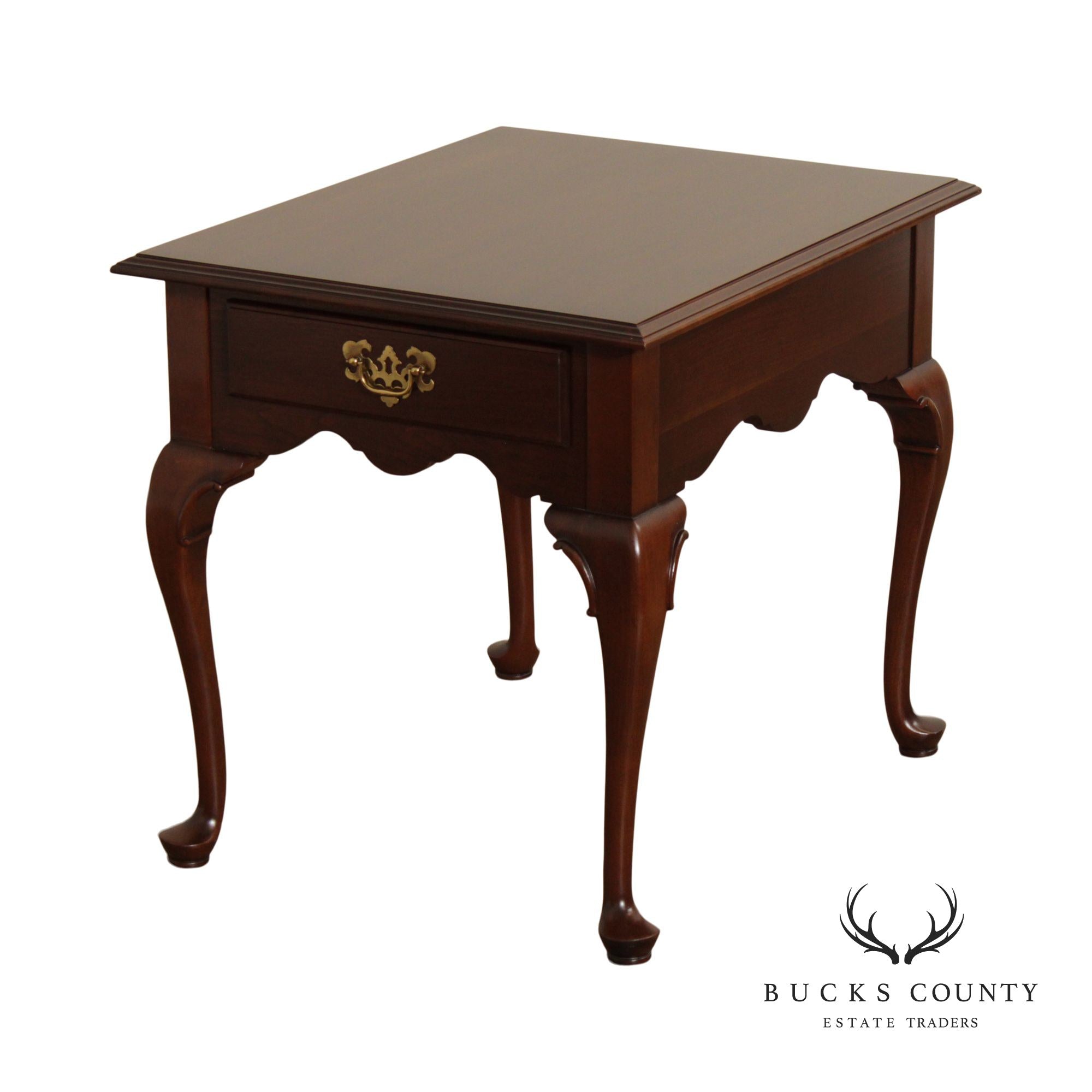 Ethan Allen 'Georgian Court' Queen Anne Style Cherry End Table