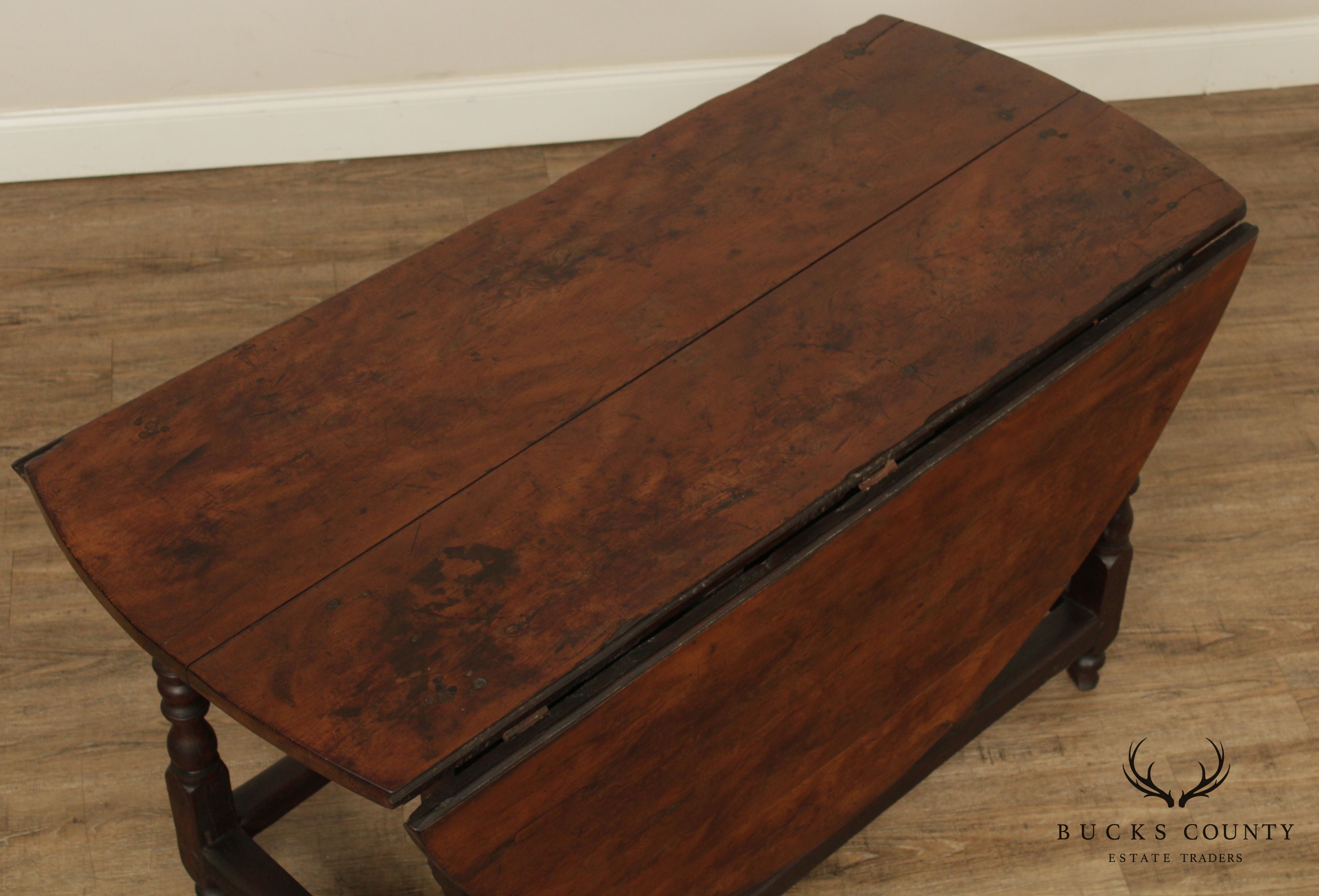 Antique 18th Century English Walnut Drop Leaf Table