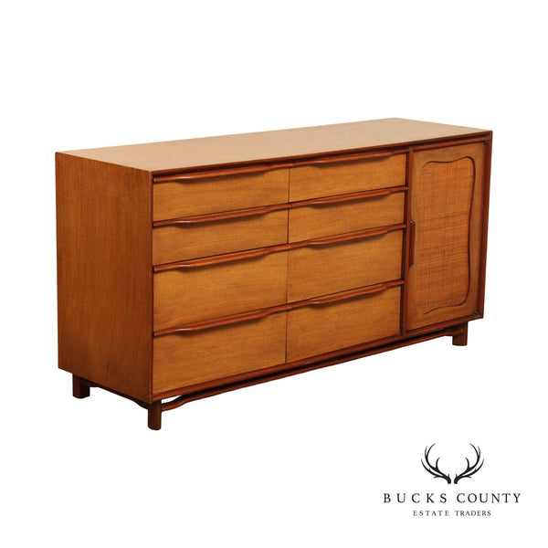 Hickory Manufacturing Co. Mid Century Modern Mahogany Dresser