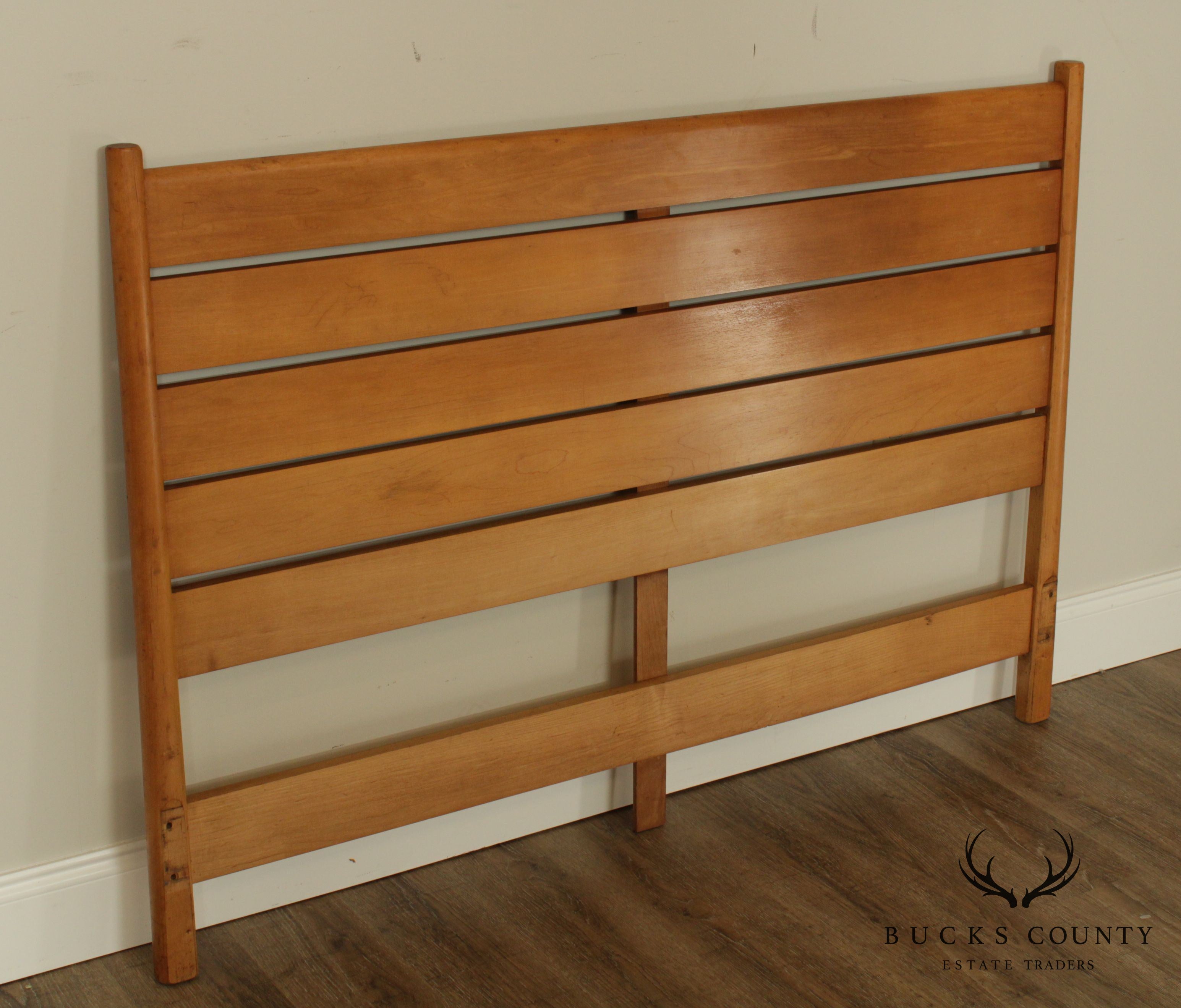 Paul McCobb Planner Group, Winchendon Mid Century Modern Maple Full Headboard