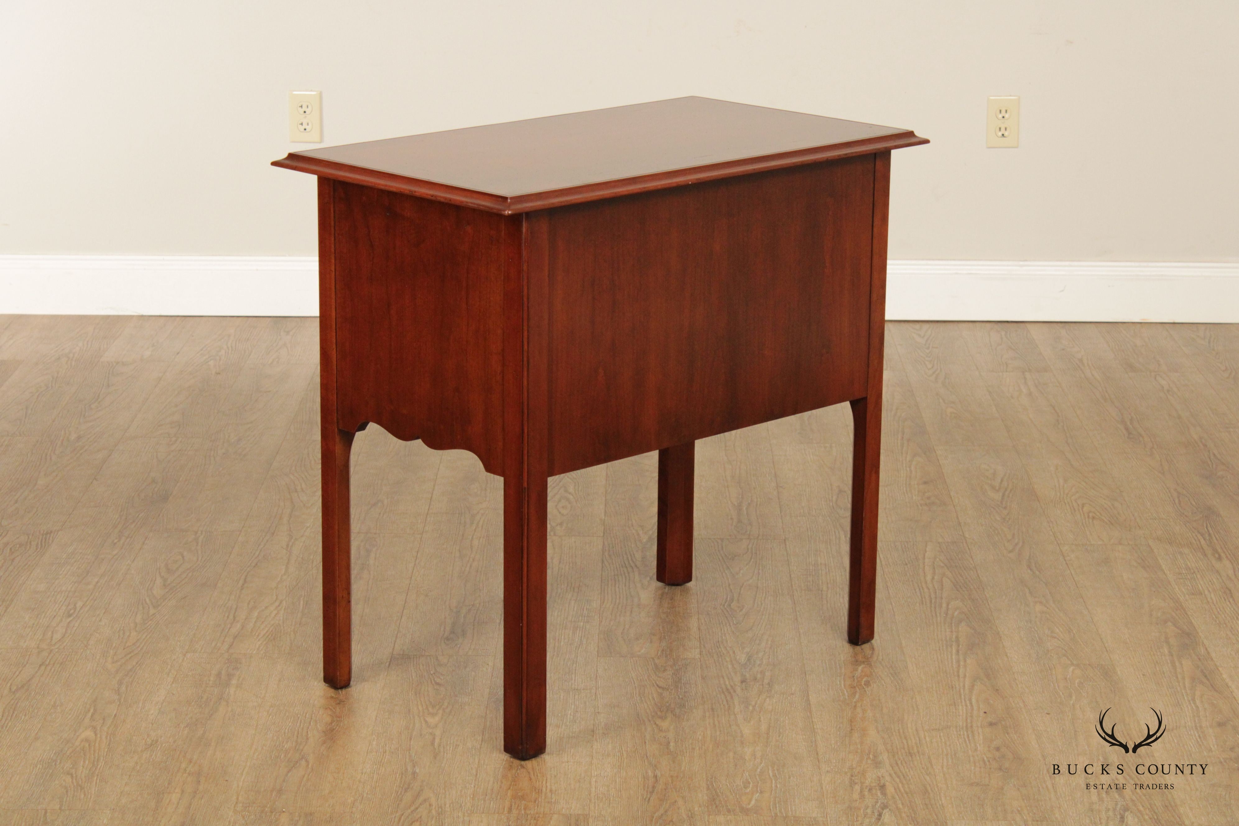 Hekman Furniture Georgian Style Banded Mahogany Lowboy