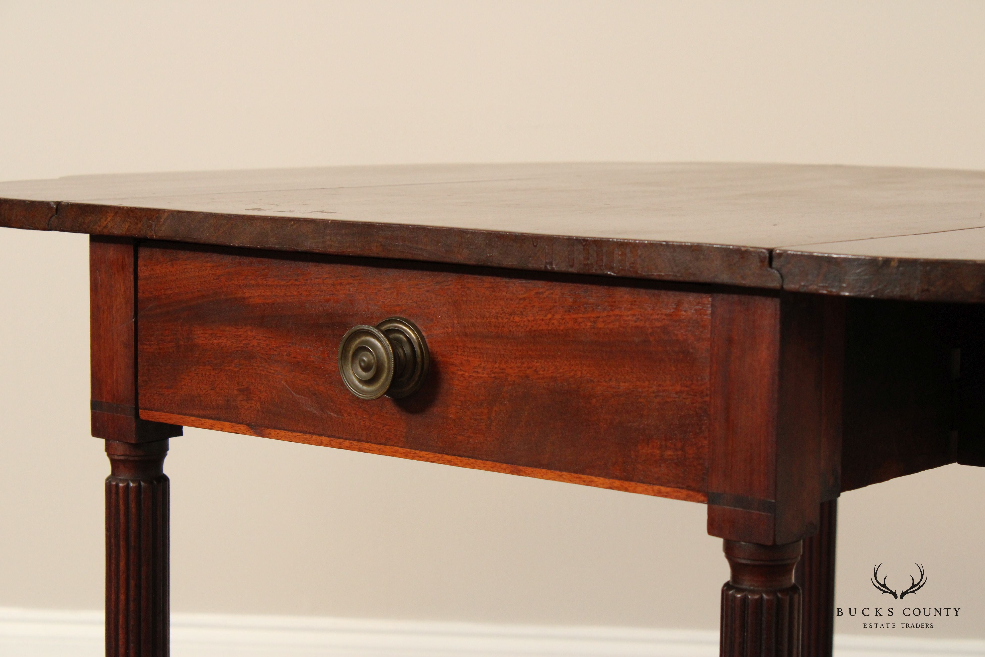 Antique American Federal Period Mahogany Pembroke Side Table