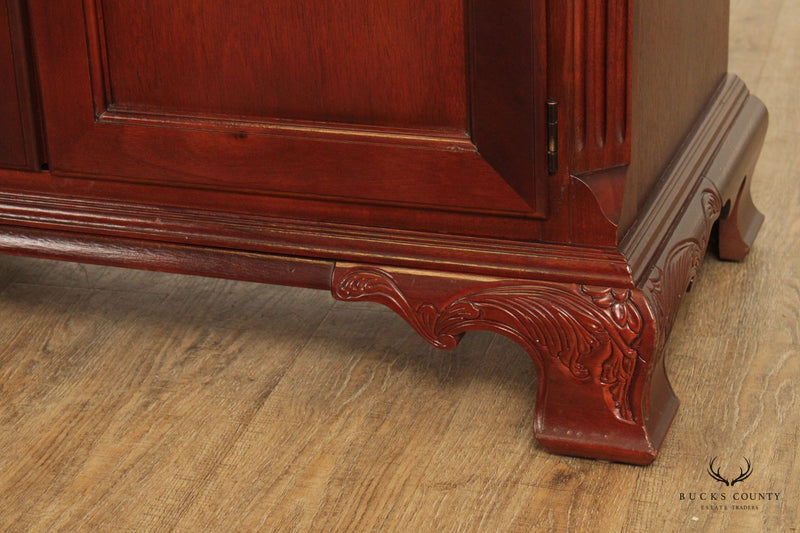 Stanley 'Stoneleigh' Furniture Chippendale Style Mahogany Flip-Top Server