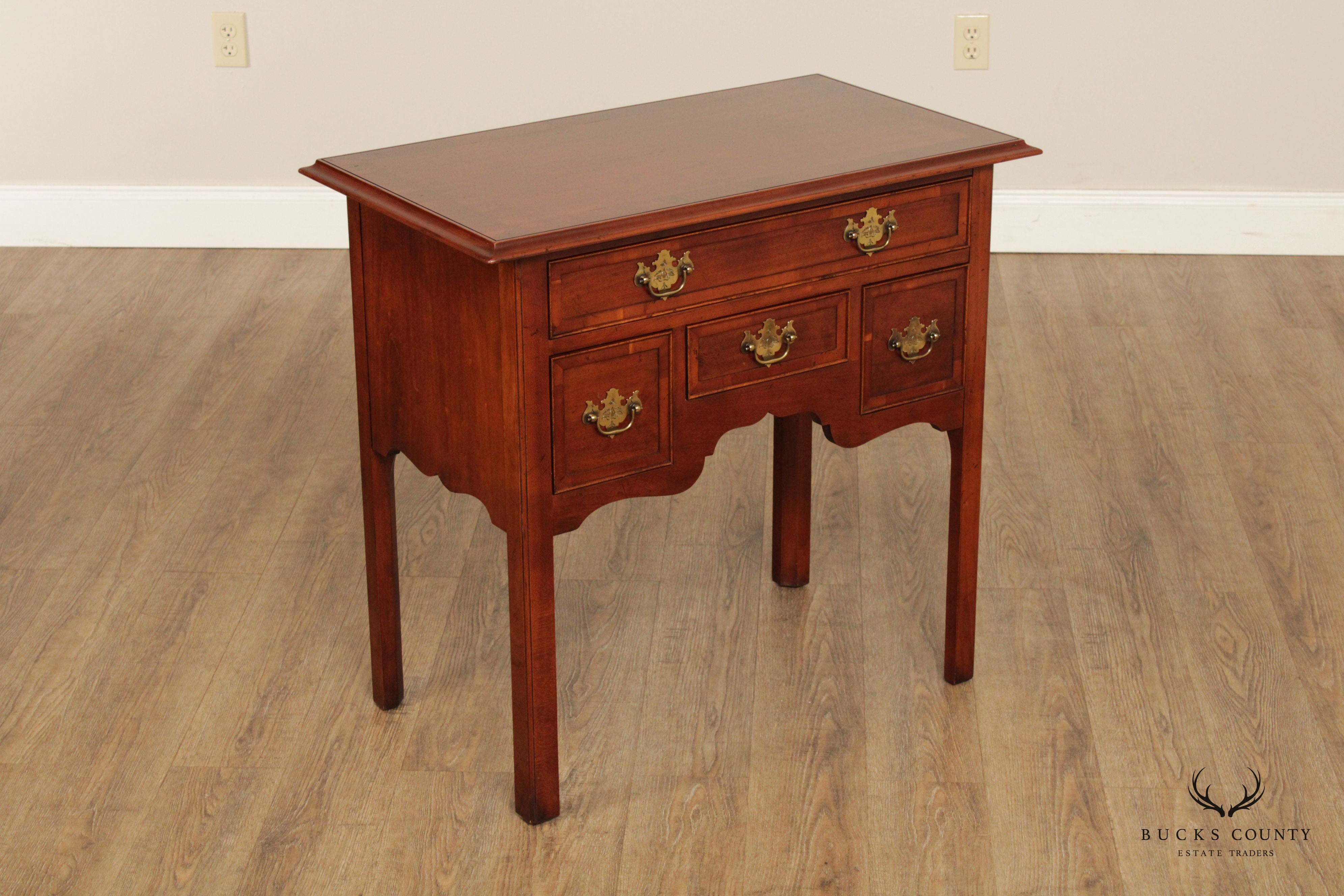 Hekman Furniture Georgian Style Banded Mahogany Lowboy