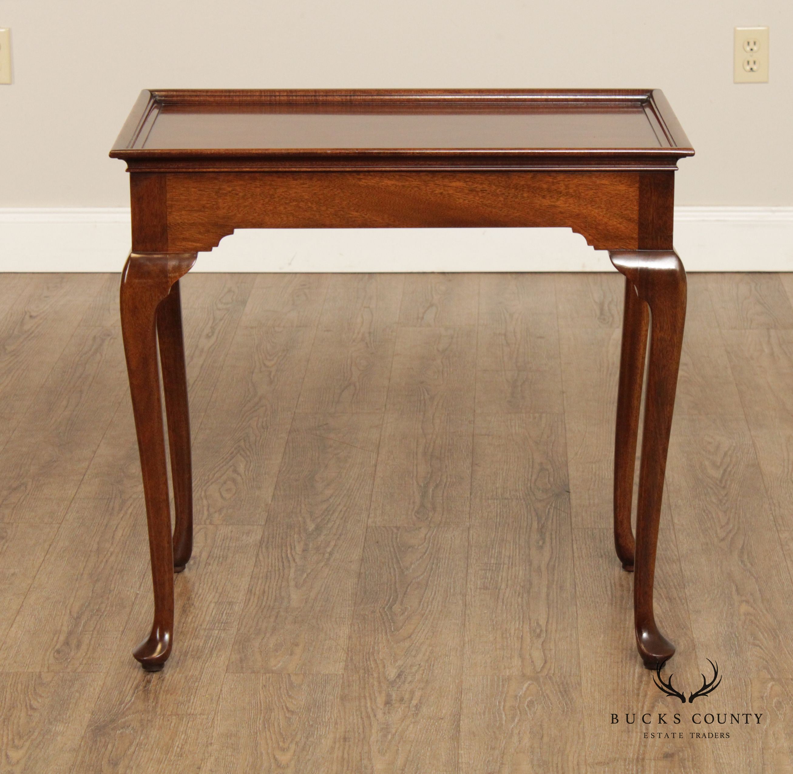 Kindel Queen Anne Style Mahogany Tea Table