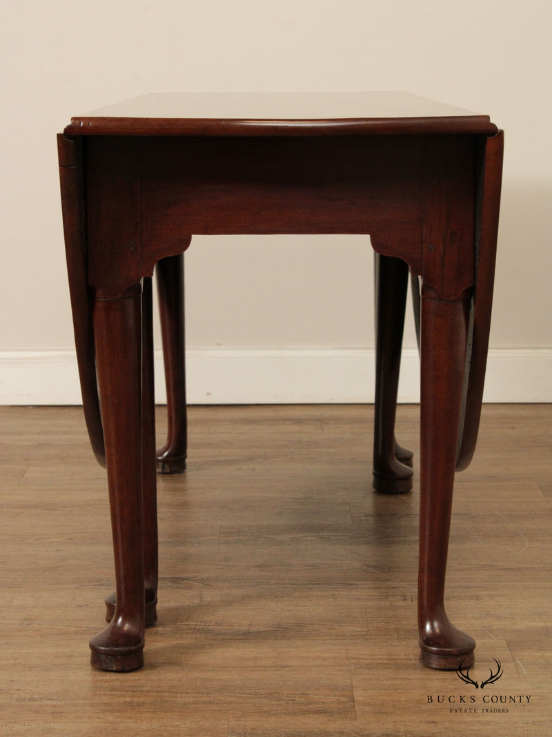 Antique Queen Anne Style Mahogany  Gate-Leg Drop-Leaf Dining Table