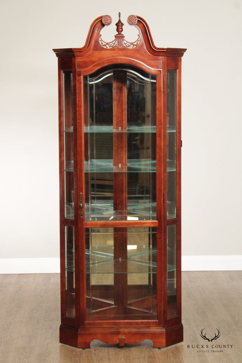Howard Miller 'Berkshire' Cherry Corner Curio Cabinet
