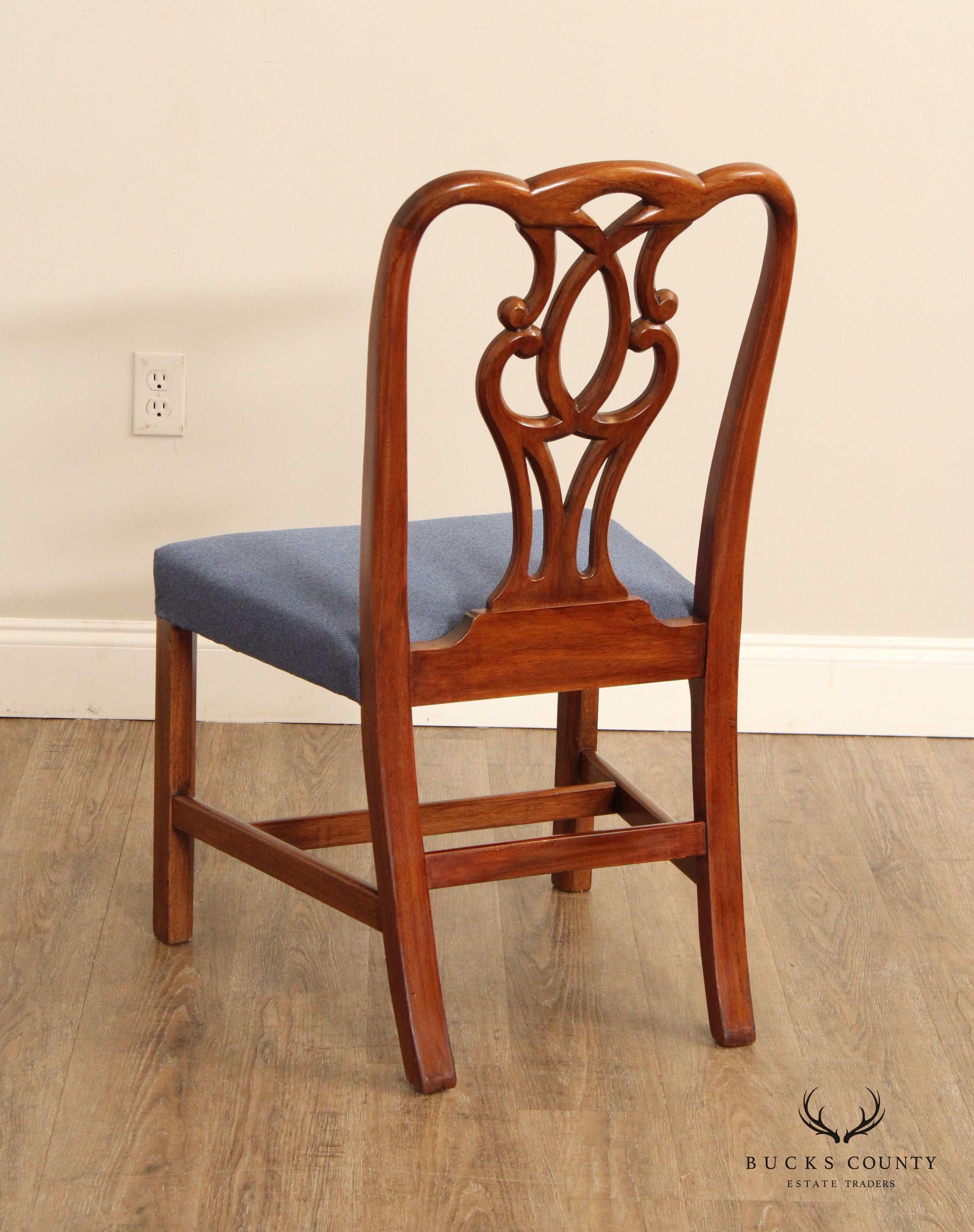 Baker Furniture Vintage Set Of Eight Mahogany Chippendale Style Dining Chairs