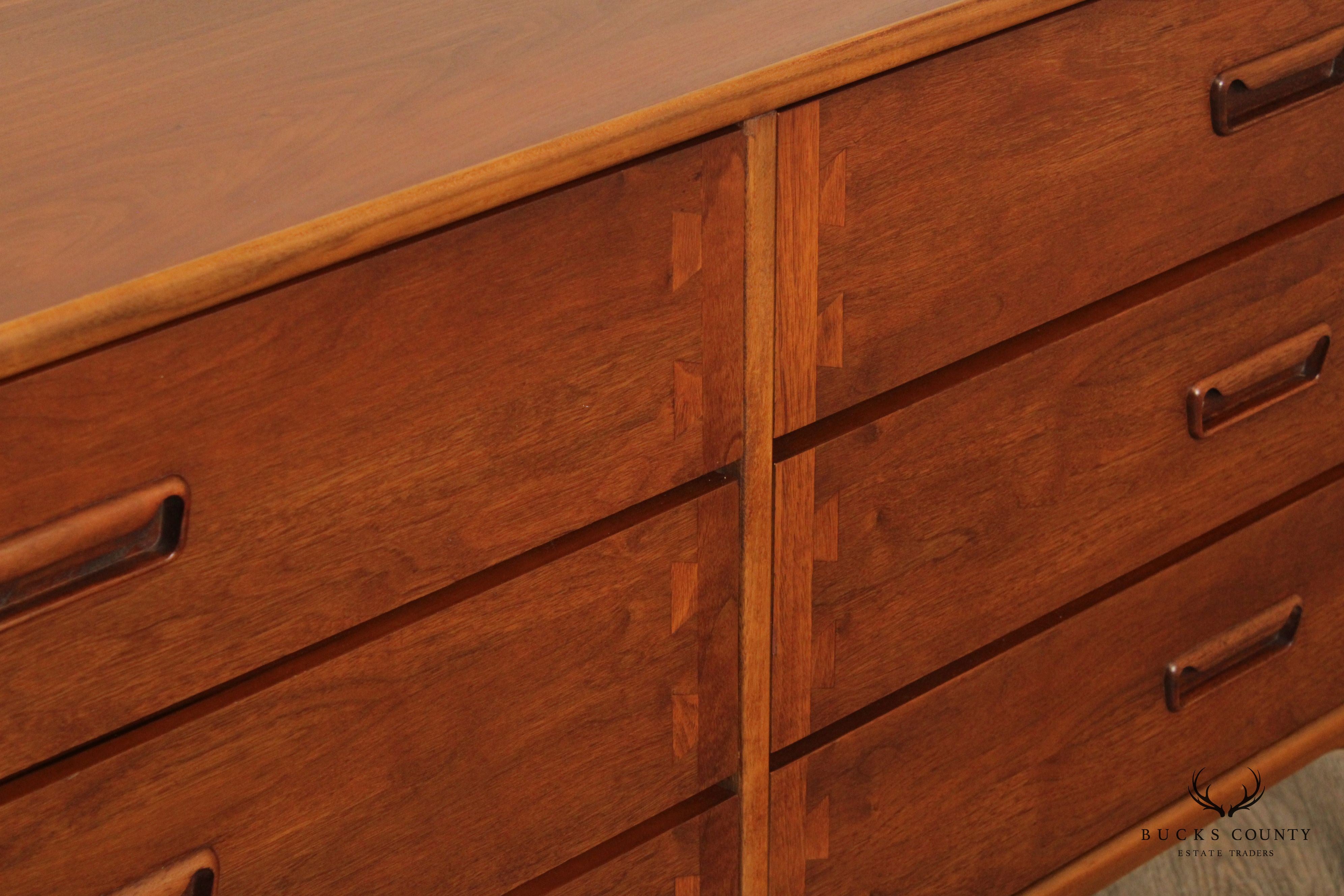 Lane Mid Century Modern Walnut Acclaim Long Dresser