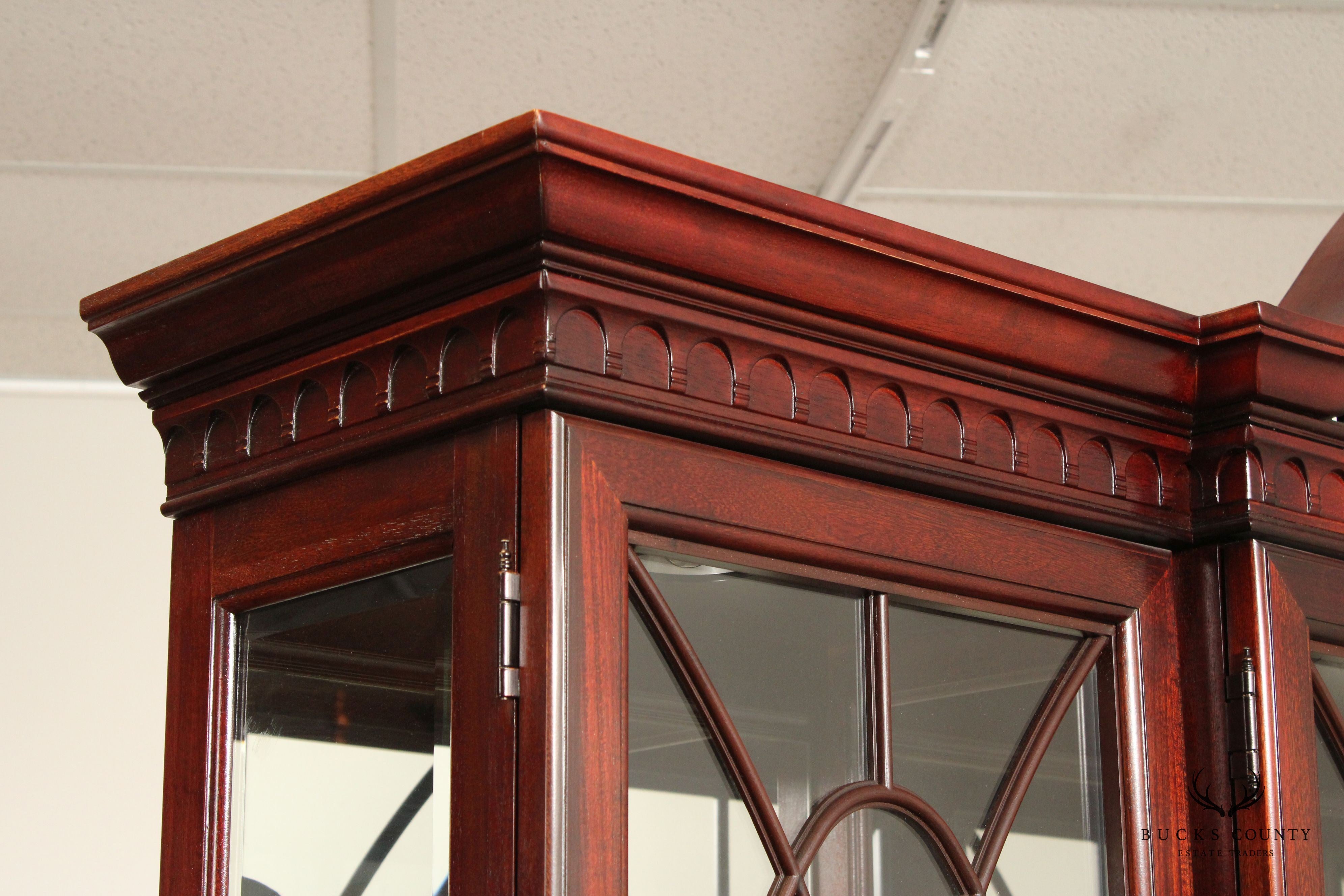 Thomasville Georgian Style Large Mahogany China Display Breakfront