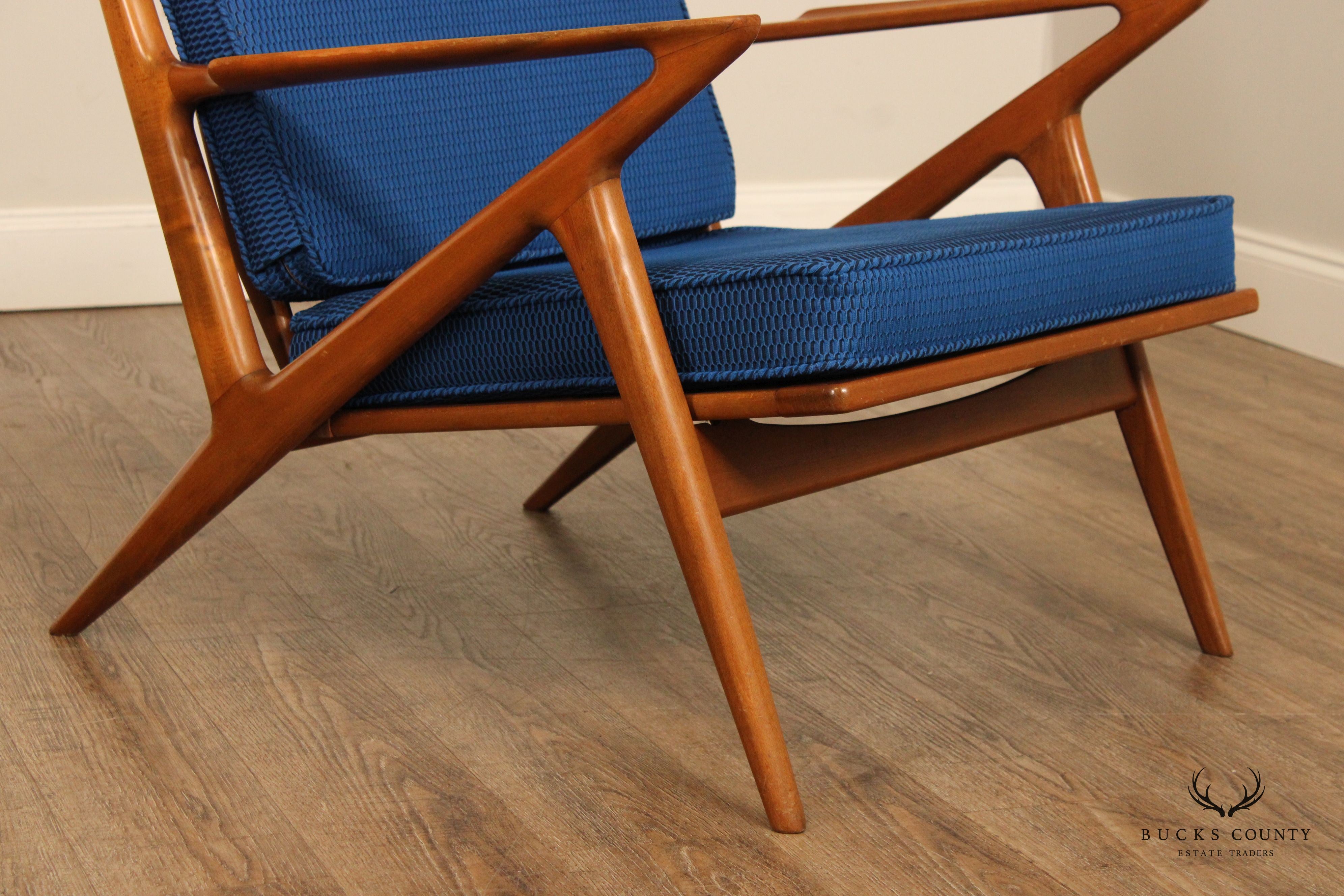 Poul Jensen for Selig Danish Modern Pair of 'Z' Lounge Chairs