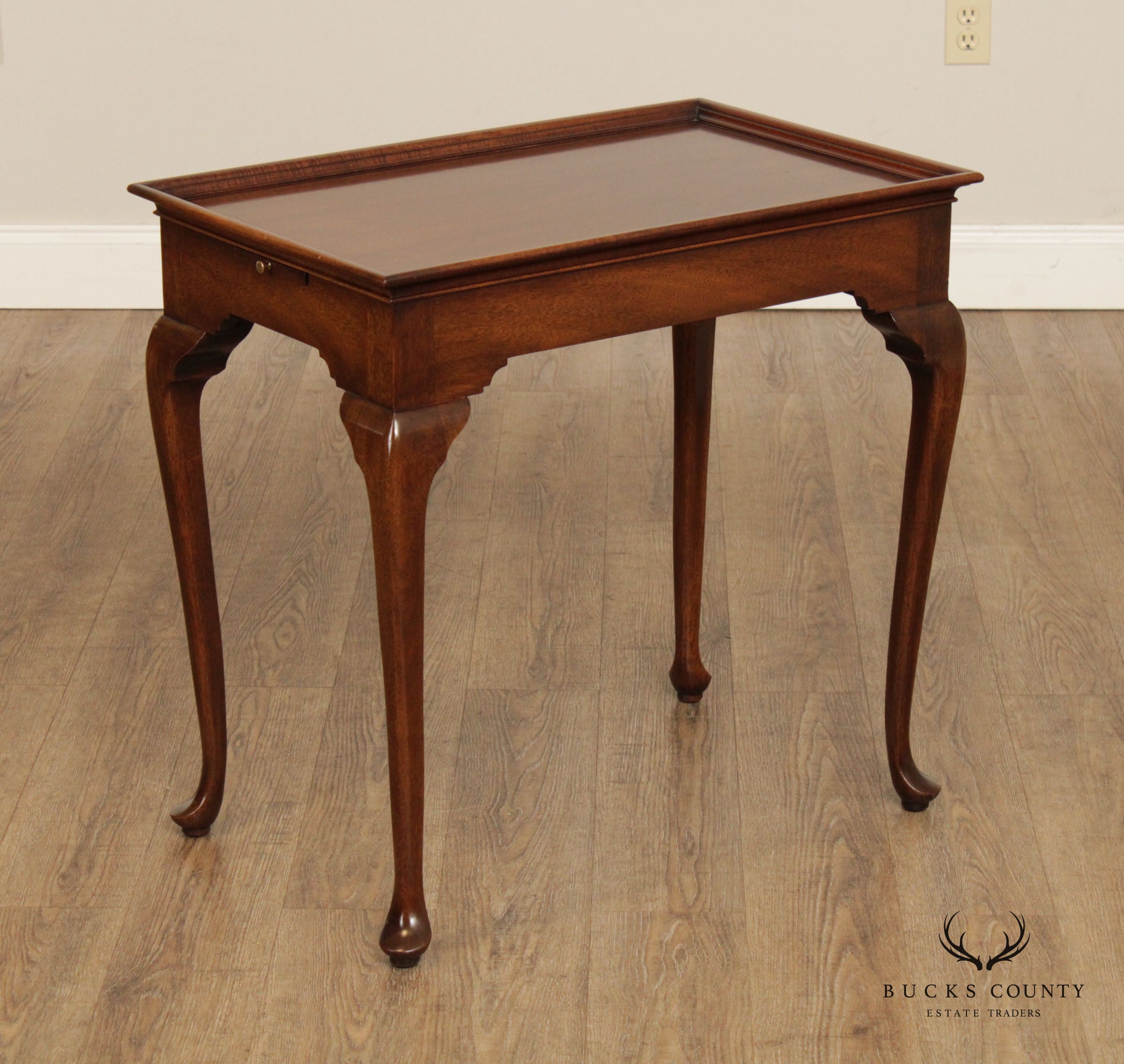 Kindel Queen Anne Style Mahogany Tea Table