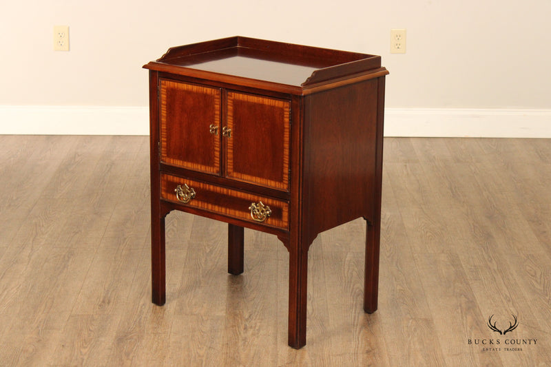 Drexel Chippendale Style Pair of Mahogany Cabinet Nightstands
