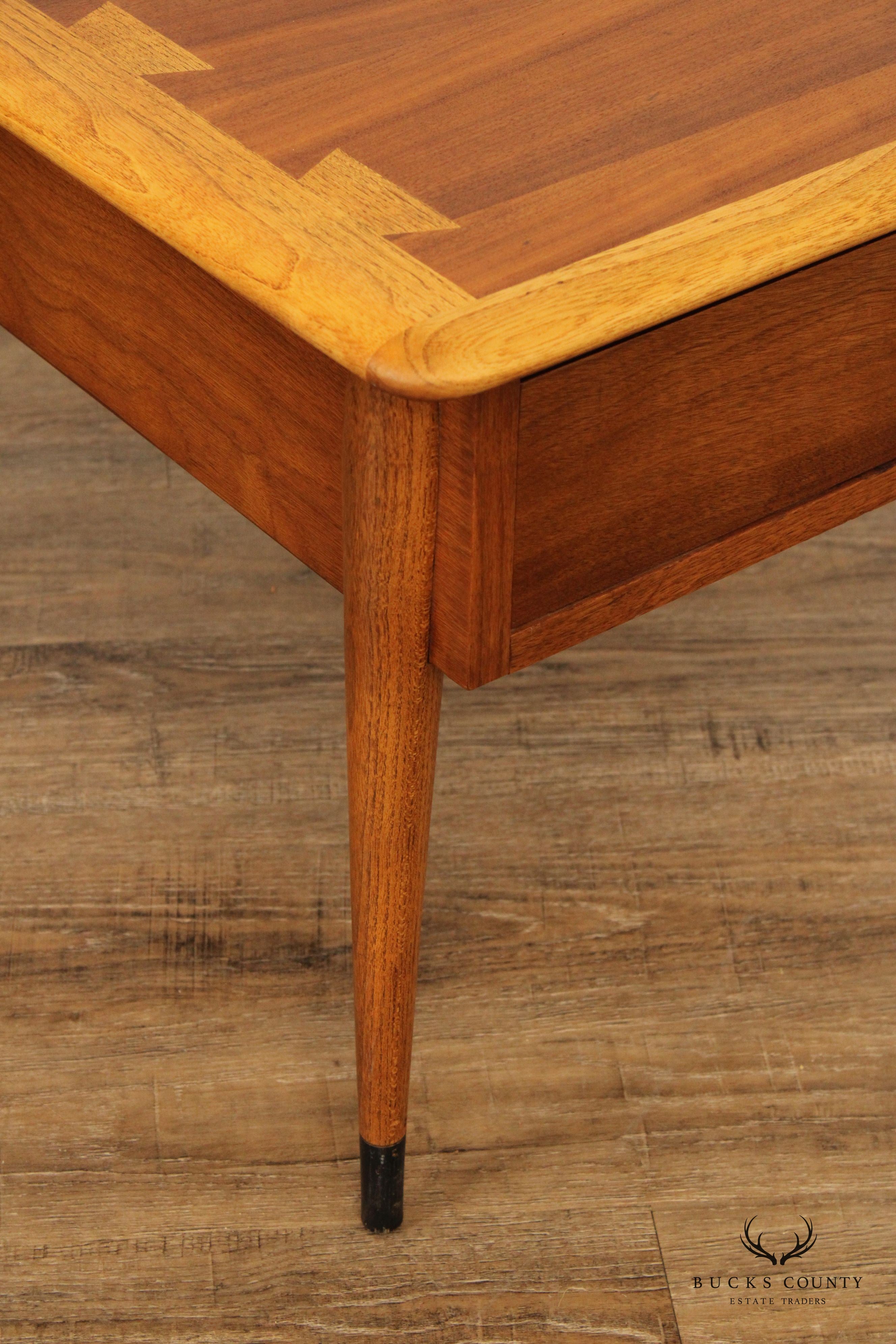 Lane Acclaim Mid Century Modern Walnut Side Table with Drawer