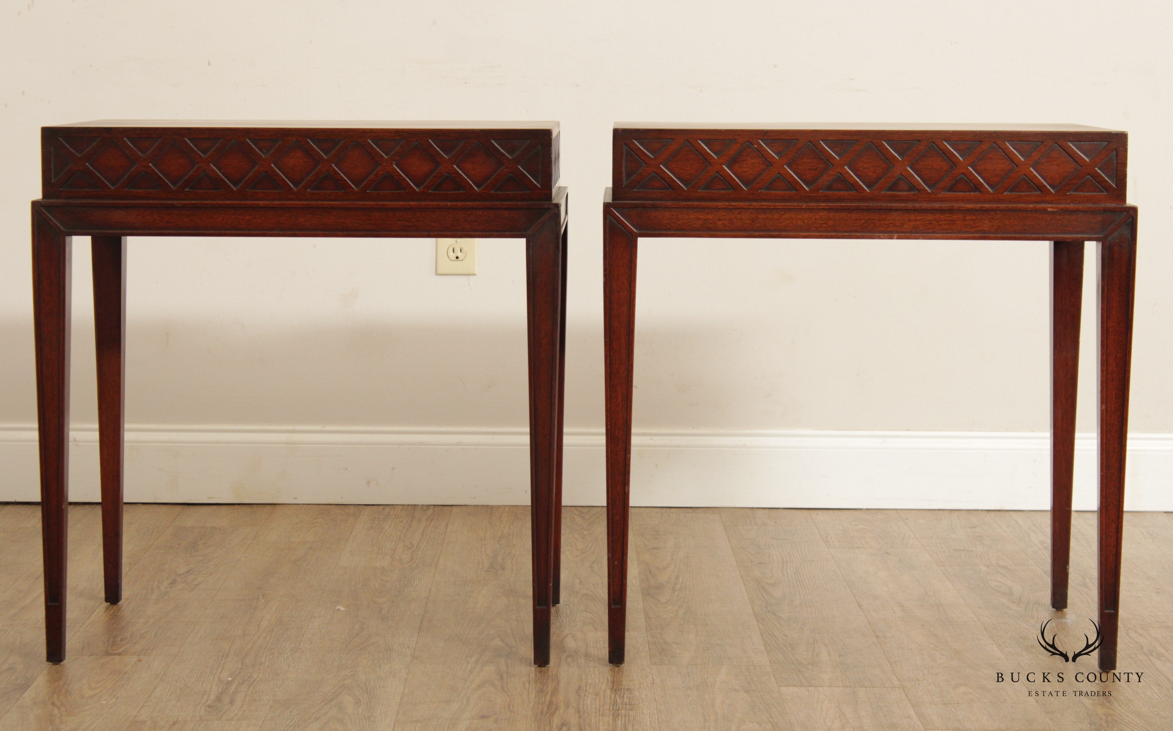 Mid Century Hollywood Regency Style Quality  Pair Mahogany Side Tables