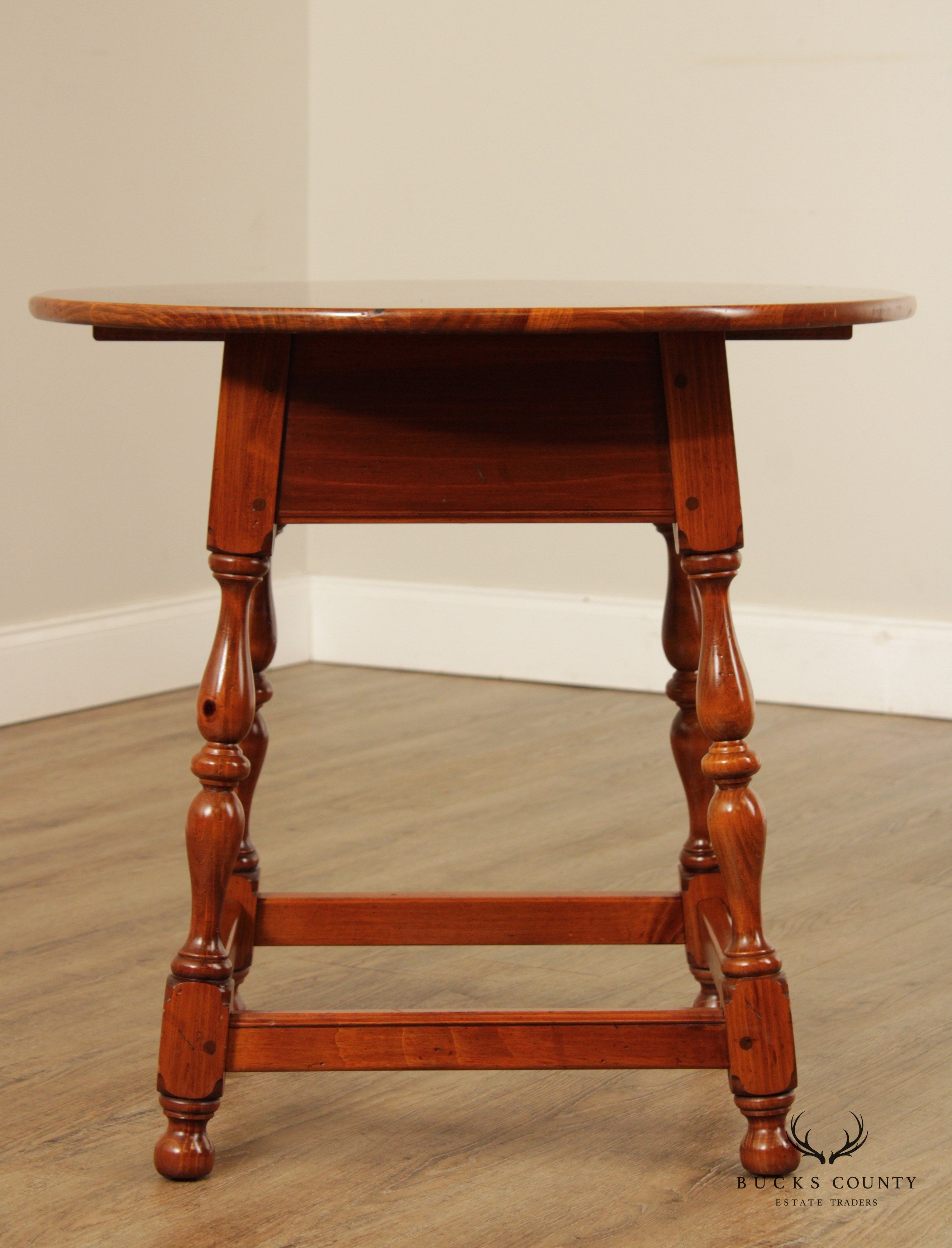 Ethan Allen Colonial Pine Round Side Tavern Table