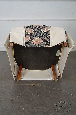 Henredon Schoonbeck Pair of White Tapestry Upholstered Lounge Chairs