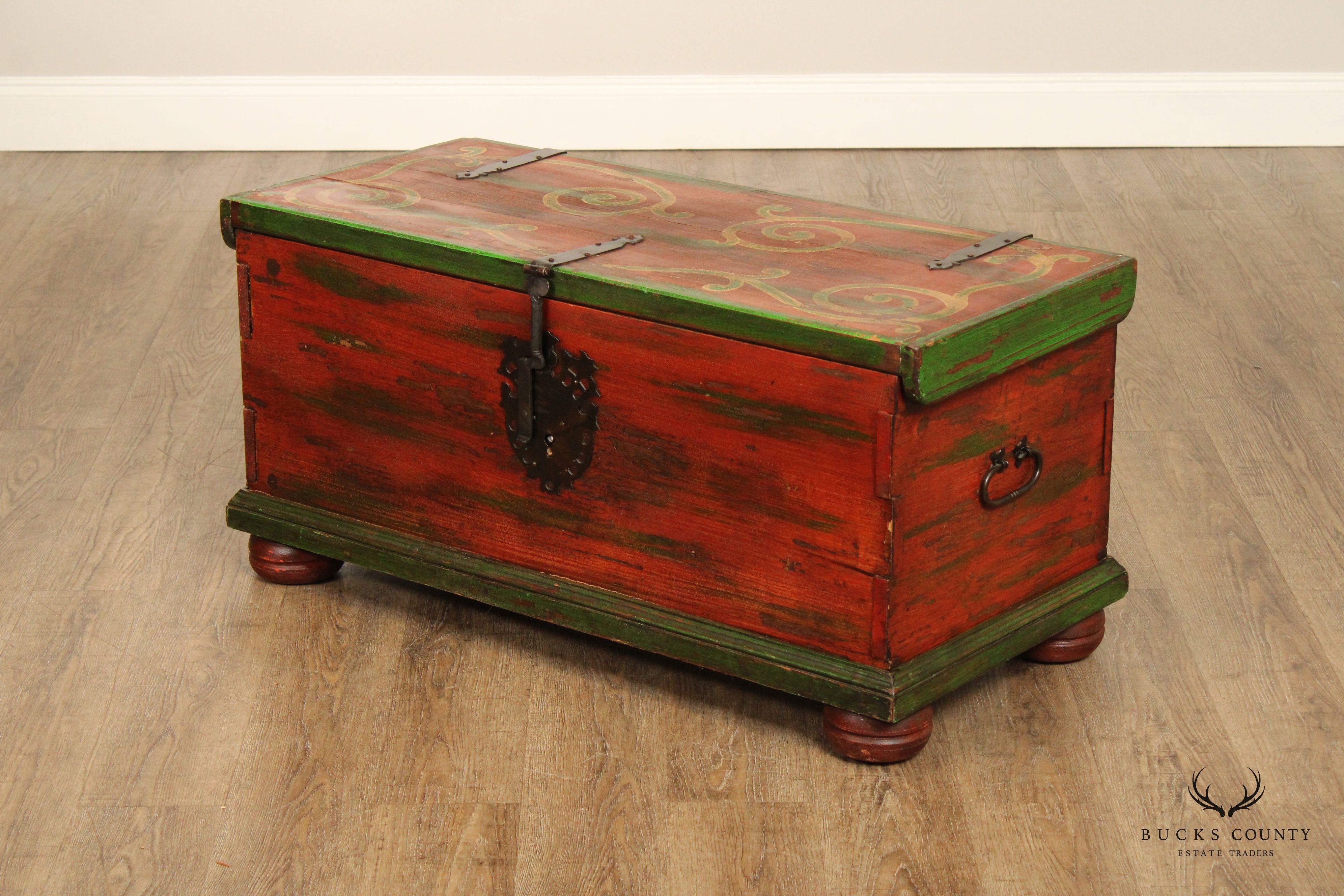 VINTAGE ORNATE HAND PAINTED BESPOKE TRUNK WTH IRON STRAP HINGES