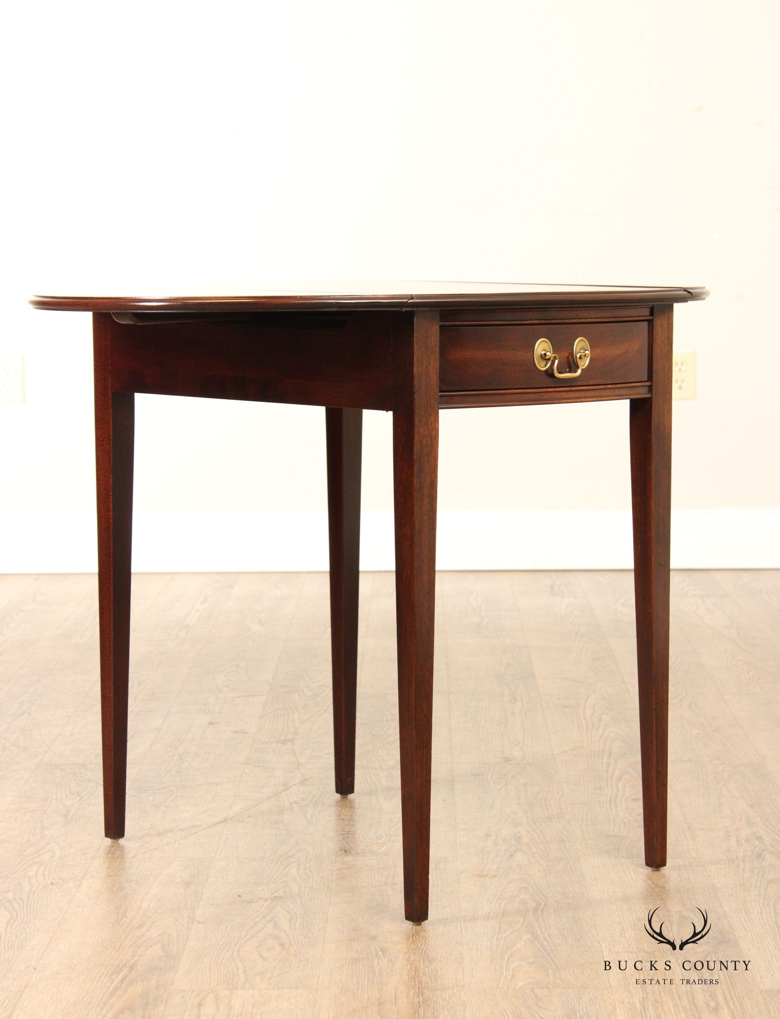 Stickley Hepplewhite Style Mahogany Drop Leaf Pembroke Table