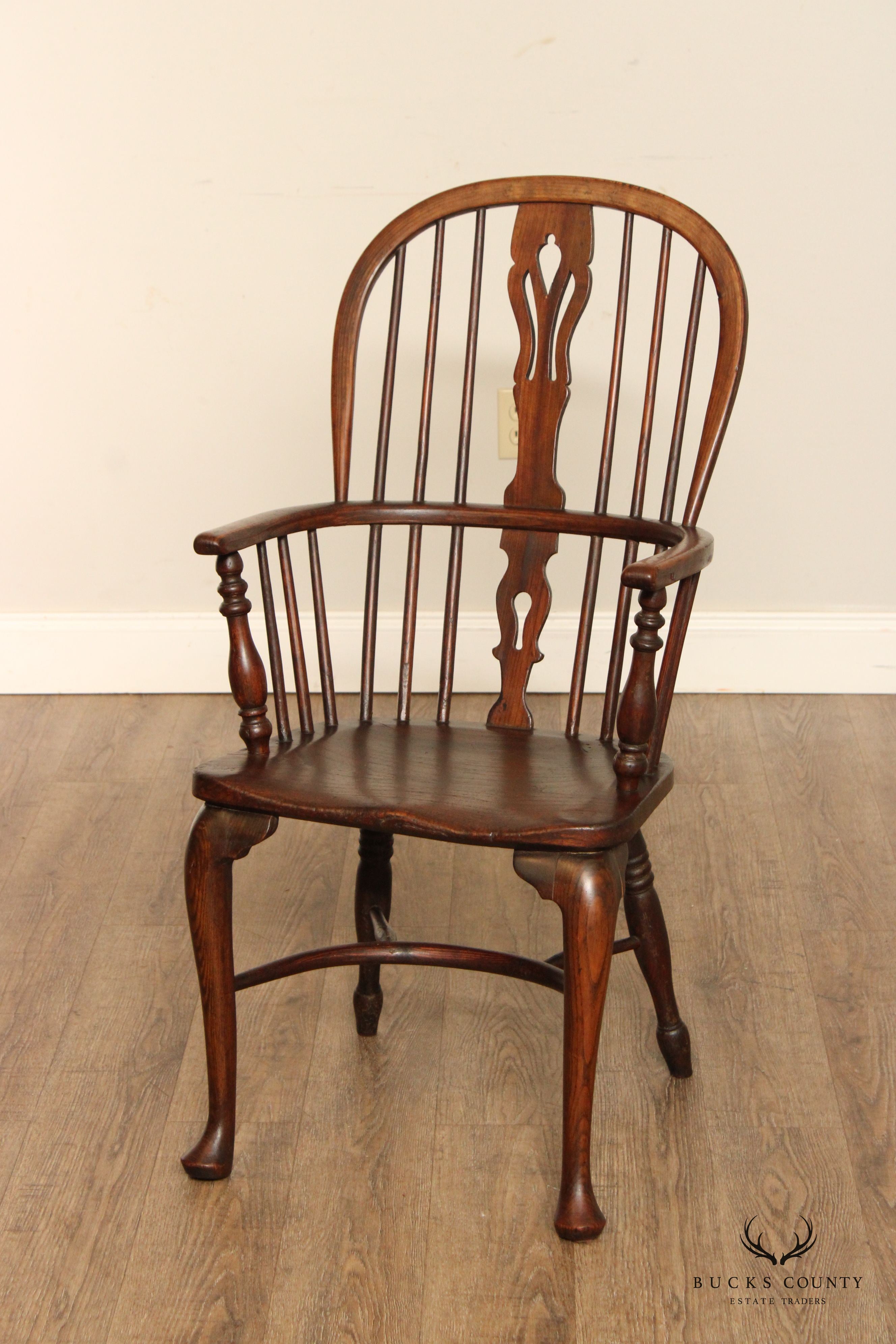 Antique English Elm Windsor Armchair