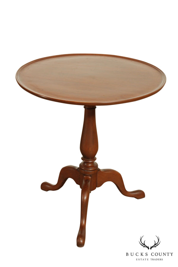 Vintage Custom Quality Cherry Queen Anne Style Round Pedestal Side Table