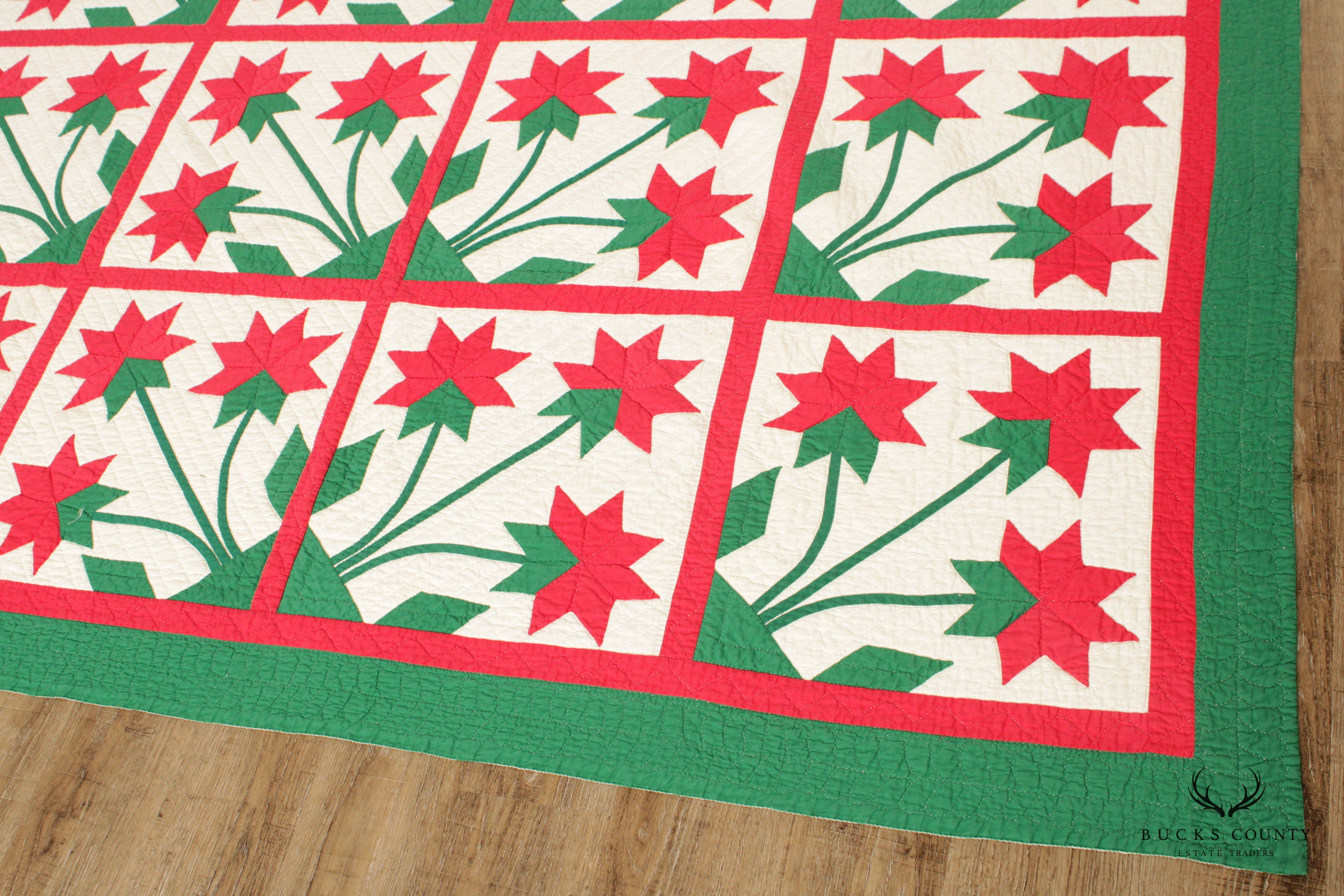 Early 20th Century Poinsettia Applique Christmas Quilt