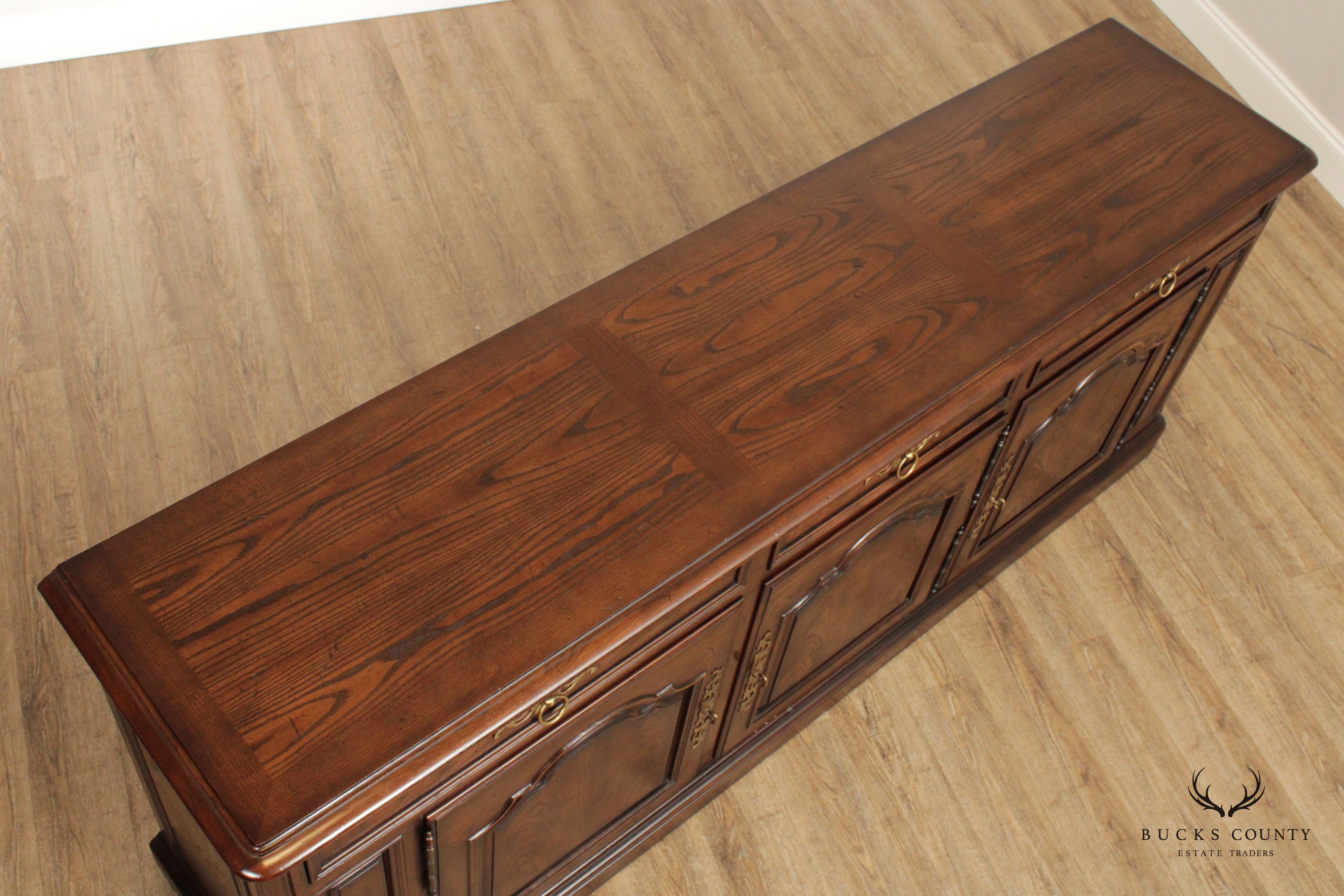 Henredon Four Centuries Collection Oak Sideboard Credenza