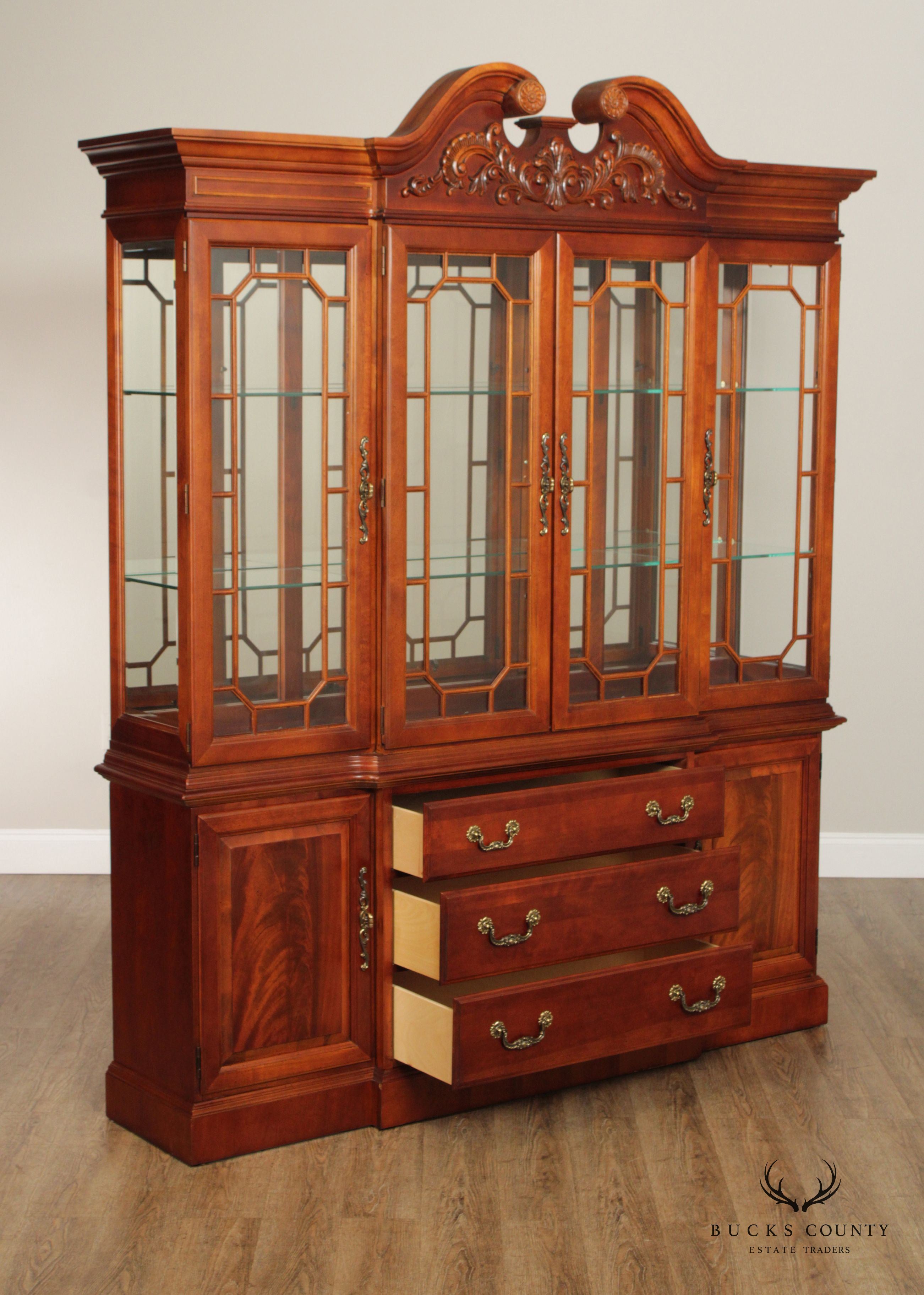 Stanley Chippendale Style Mahogany Breakfront China Cabinet