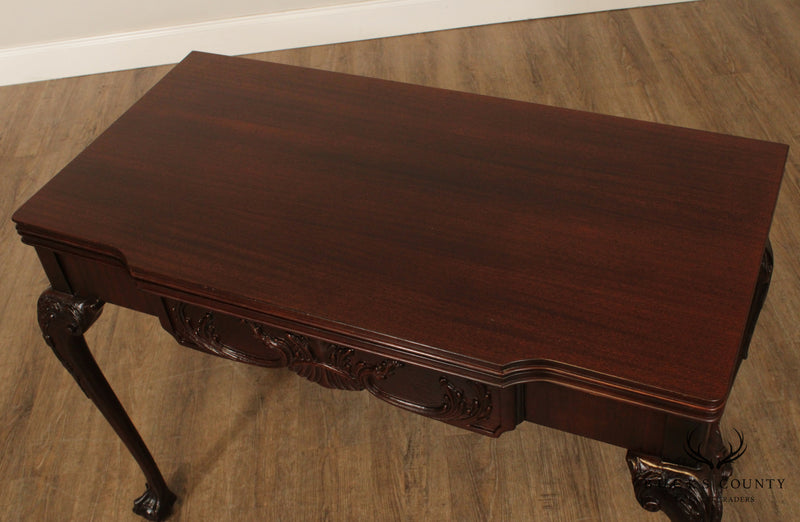 1940's Georgian Style Mahogany Expanding Game, Dining Table with 3 Leaves