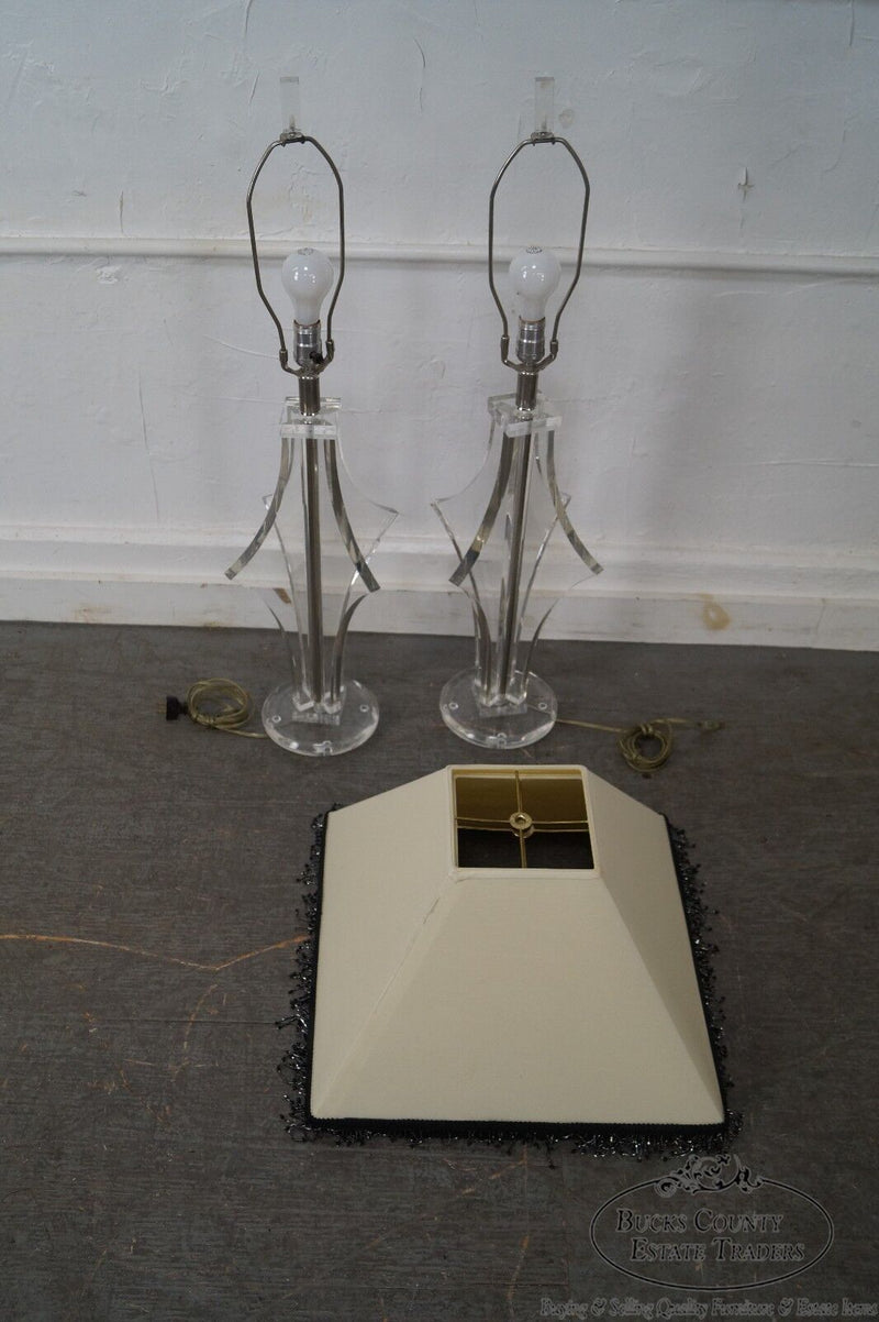 Quality Pair of Mid Century Modern Lucite Table Lamps