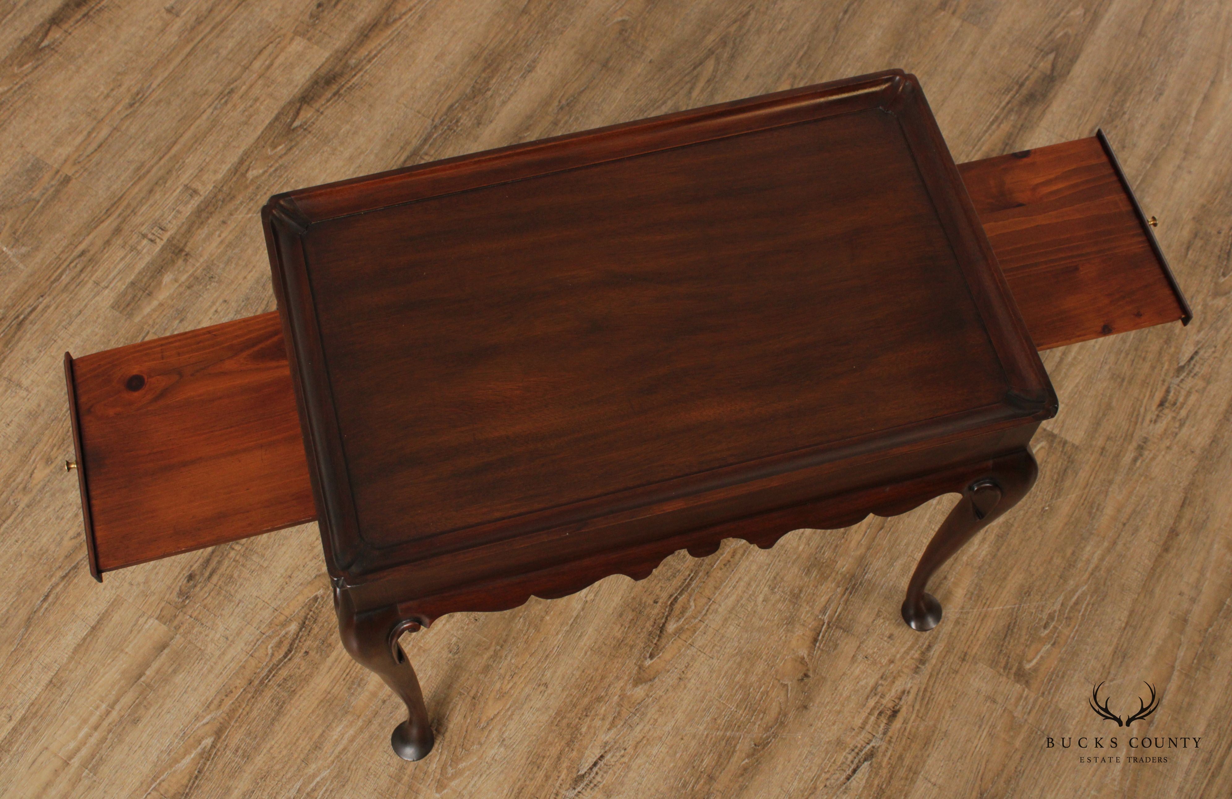 Henkel Harris Queen Anne Style Mahogany Tea Table