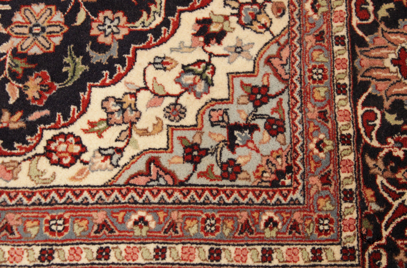Persian Kashan Large Woven Wool Area Rug