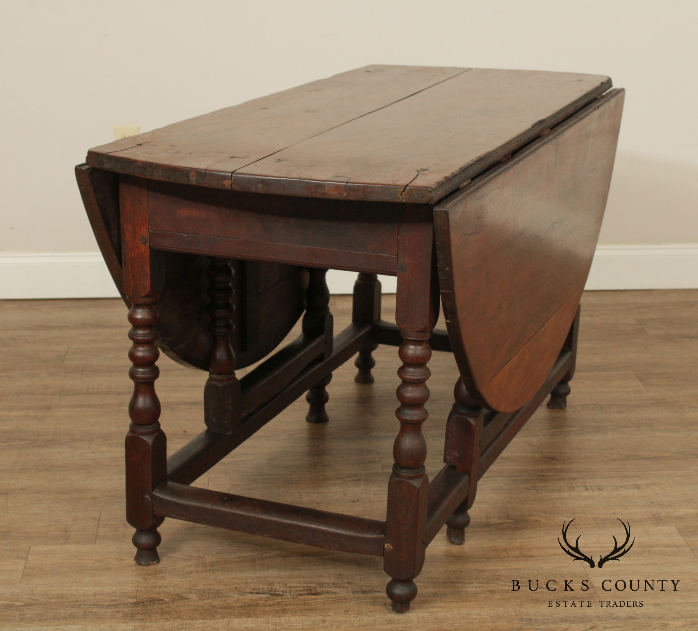 Antique 18th Century English Walnut Drop Leaf Table