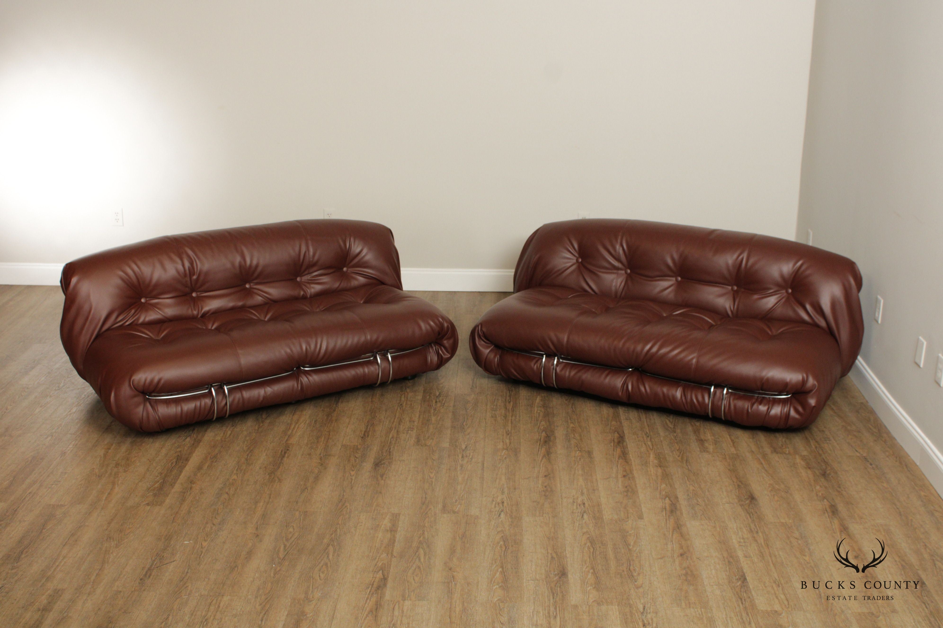 Cassina Italian Mid Century Modern Pair of 'Soriana' Settee Sofas