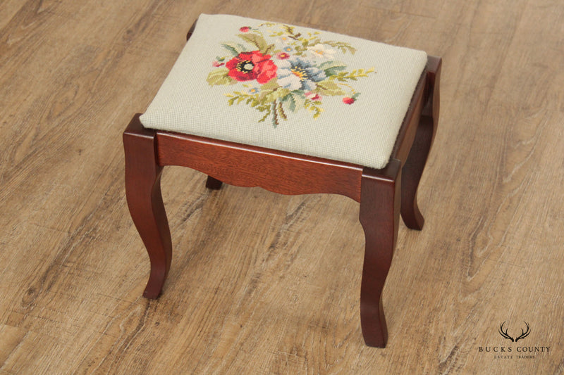 Freeman & Co. Queen Anne Style Mahogany Foot Stool