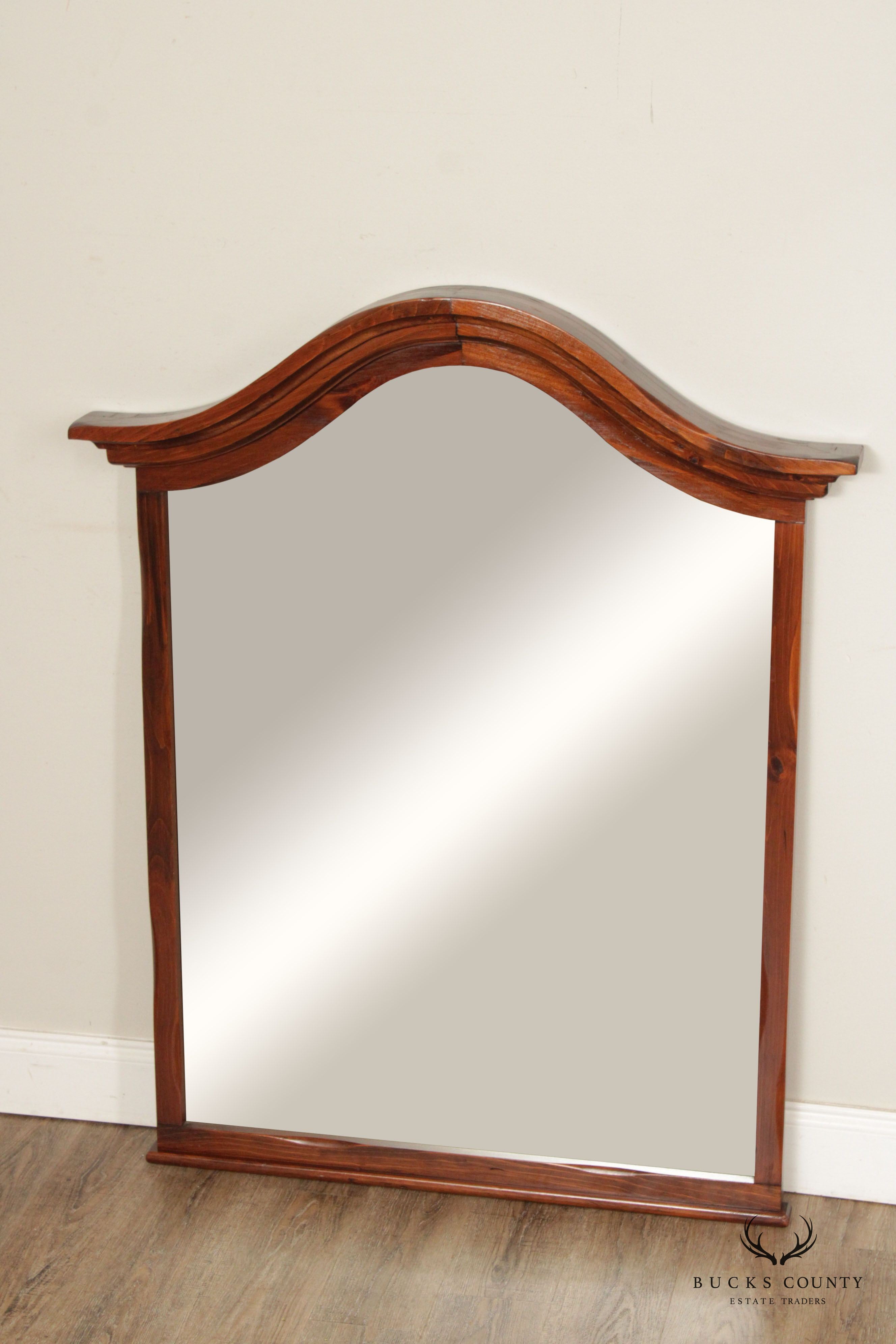 Sugar Hill Furniture Traditional Arched Top Wall Mirror