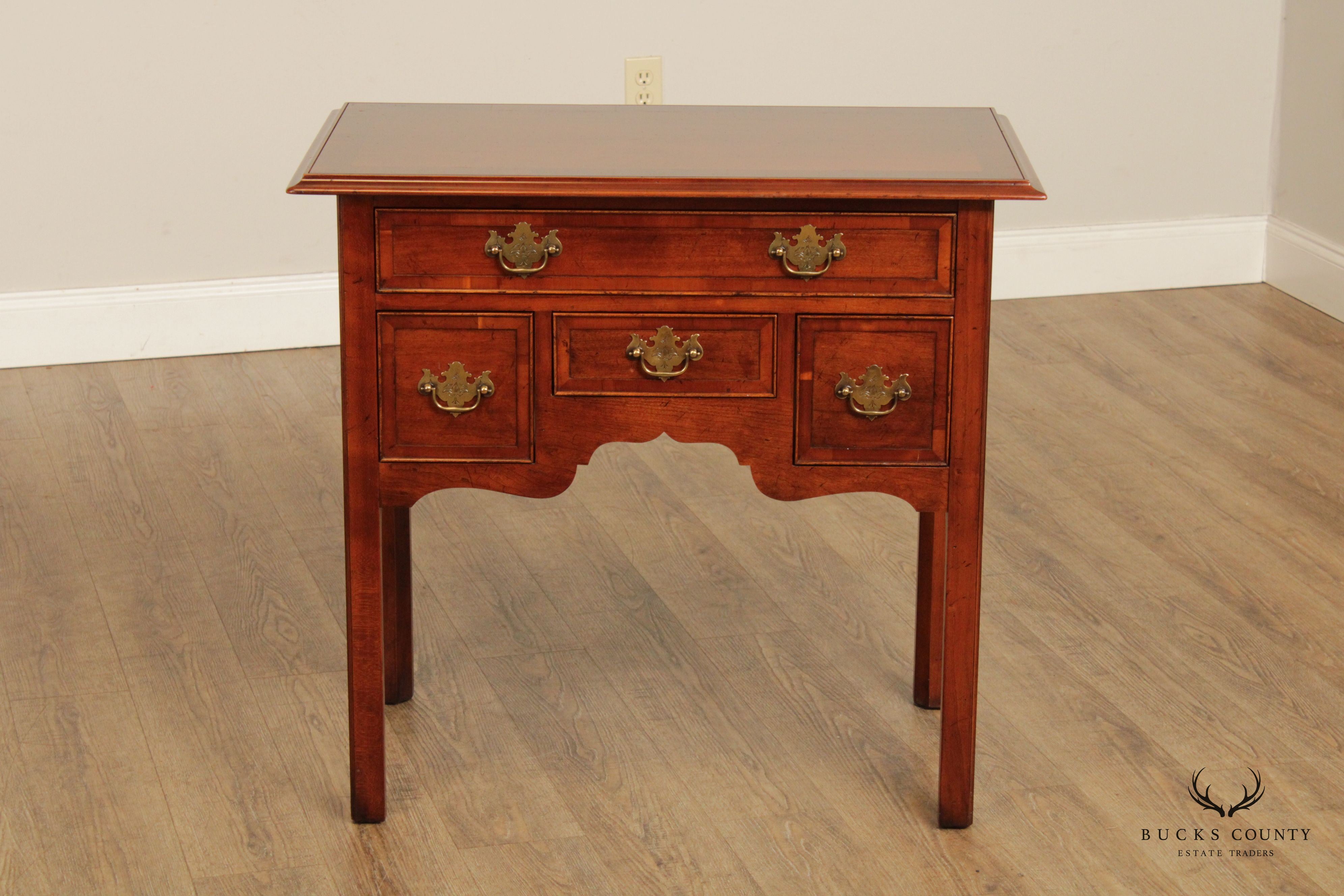 Hekman Furniture Georgian Style Banded Mahogany Lowboy