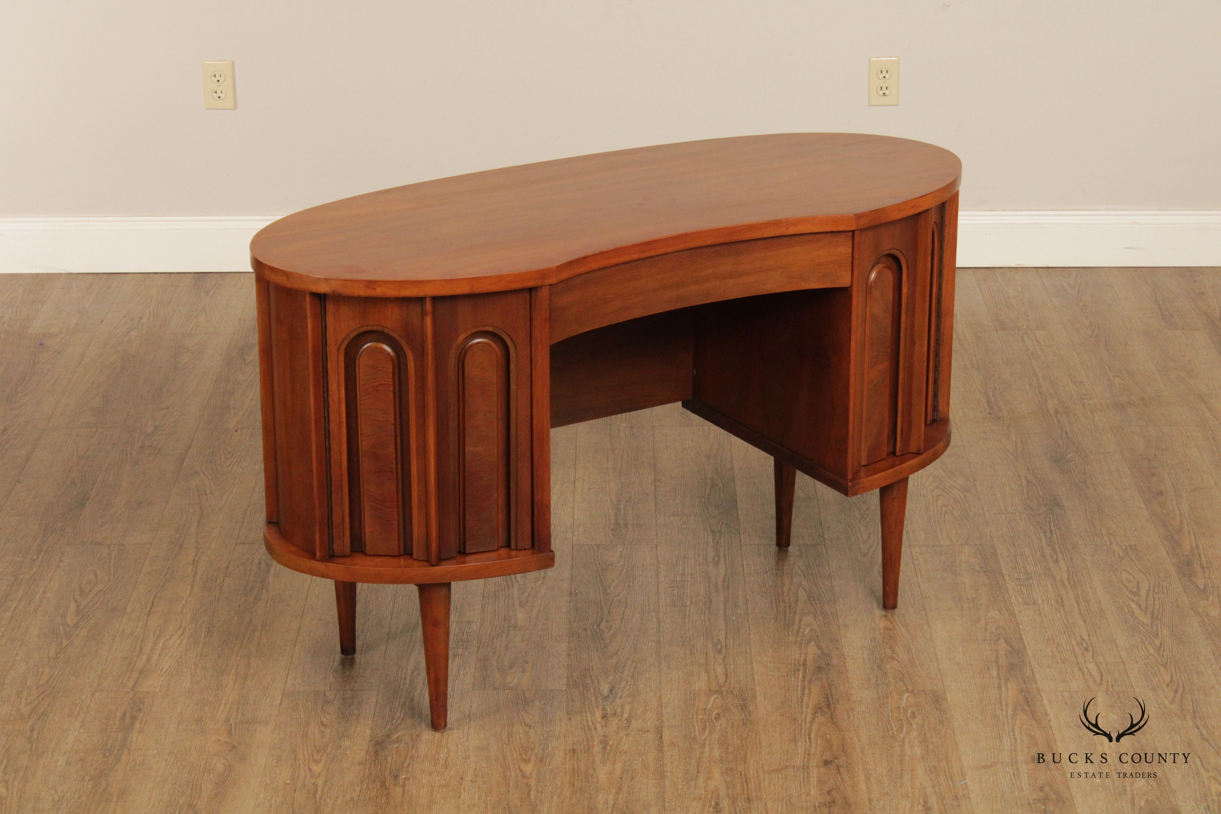 Broyhill Emphasis Mid Century Modern Walnut Kidney Writing Desk