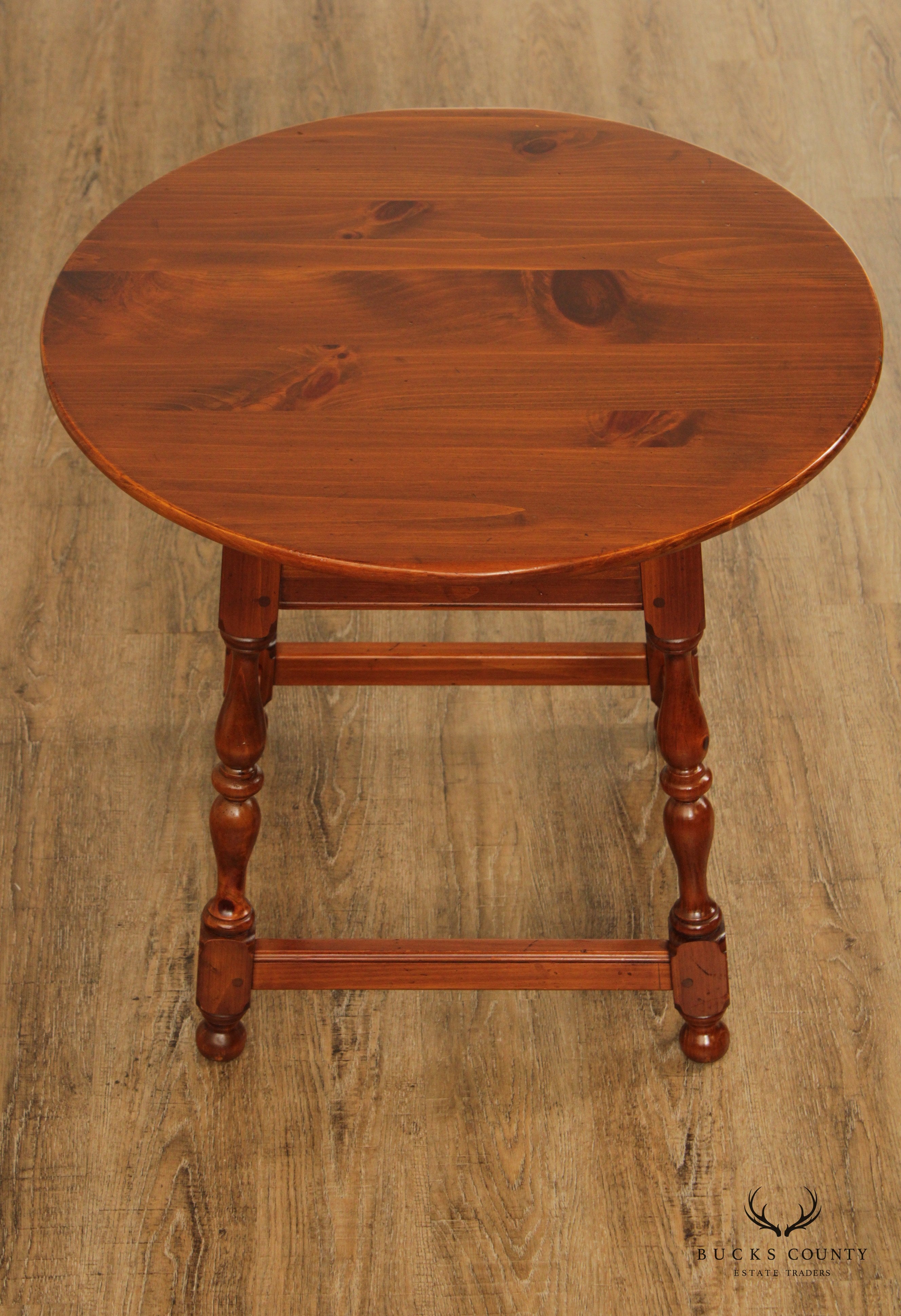 Ethan Allen Colonial Pine Round Side Tavern Table