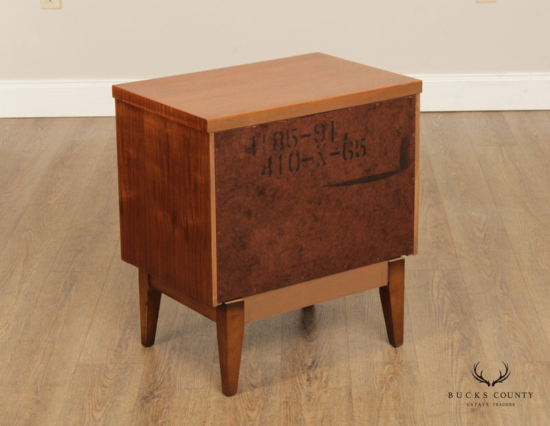 Broyhill Mid Century Modern Pair of Walnut Nightstands