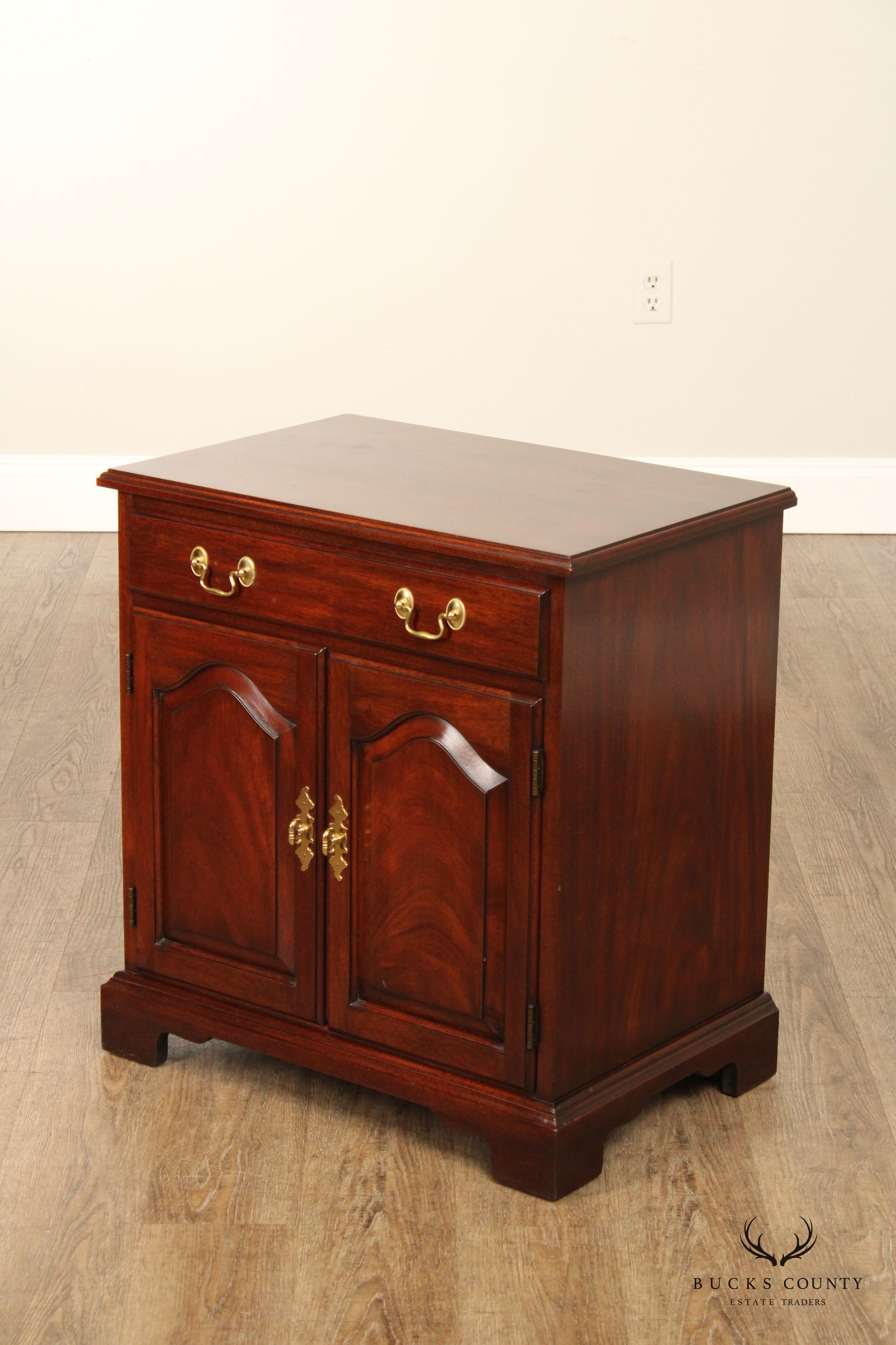 Henkel Harris Chippendale Style Pair of Mahogany Nightstands