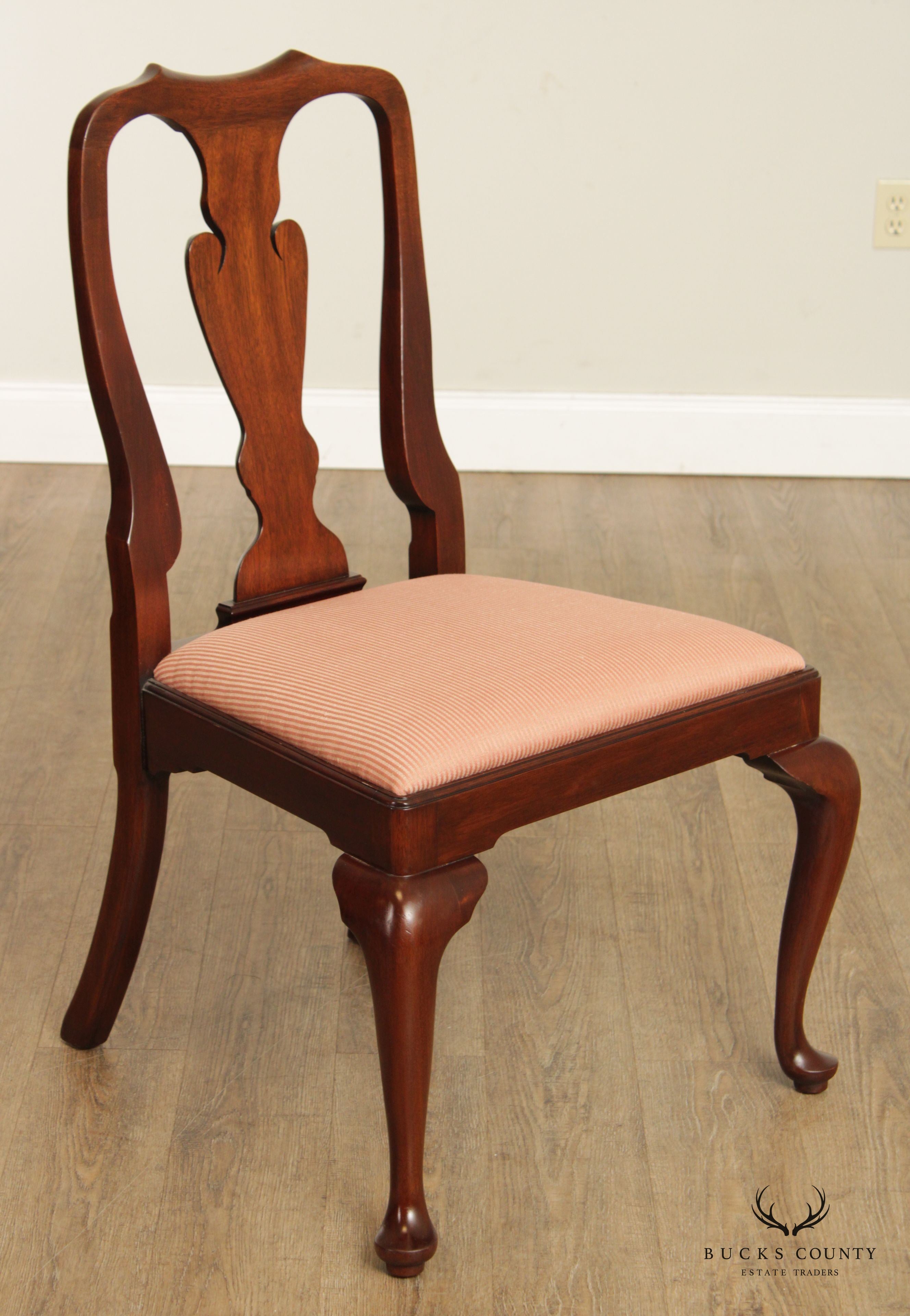 Henkel Harris Queen Anne Style Set of 6 Mahogany Dining Chairs