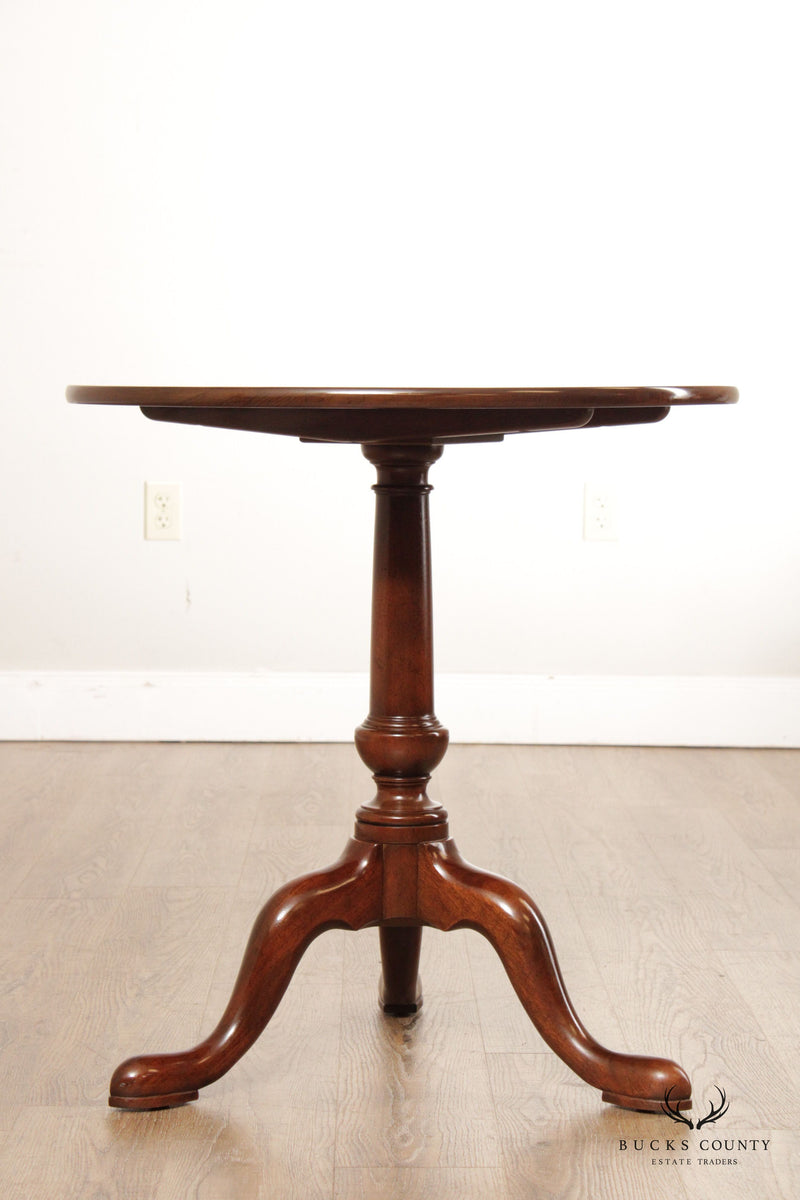 Kittinger Williamsburg Adaptation Mahogany Round Pedestal Side Table