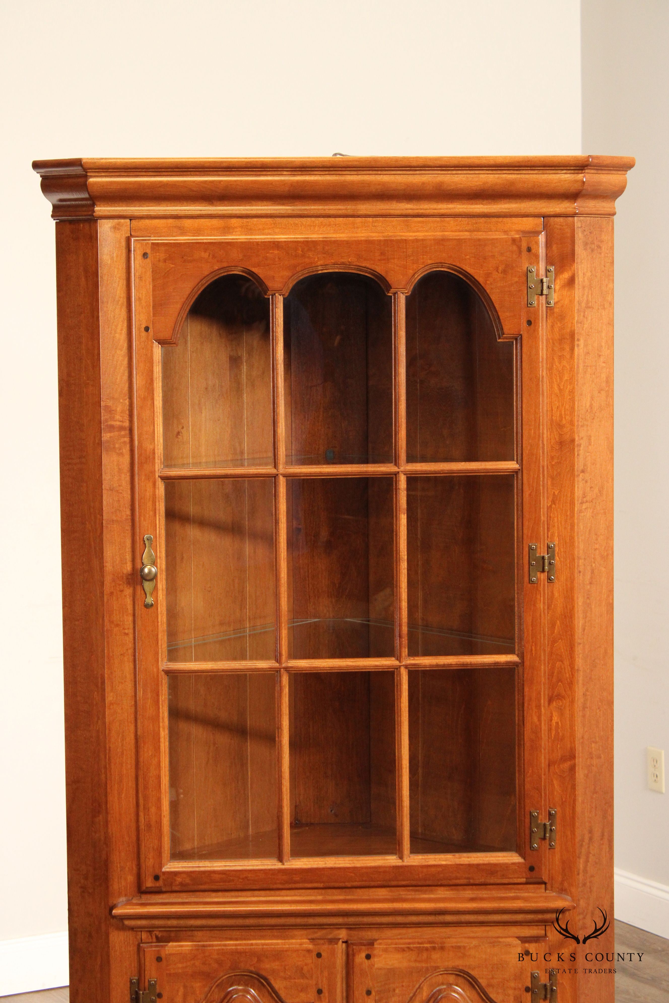 Temple Stuart Chippendale Style Maple Corner Cabinet