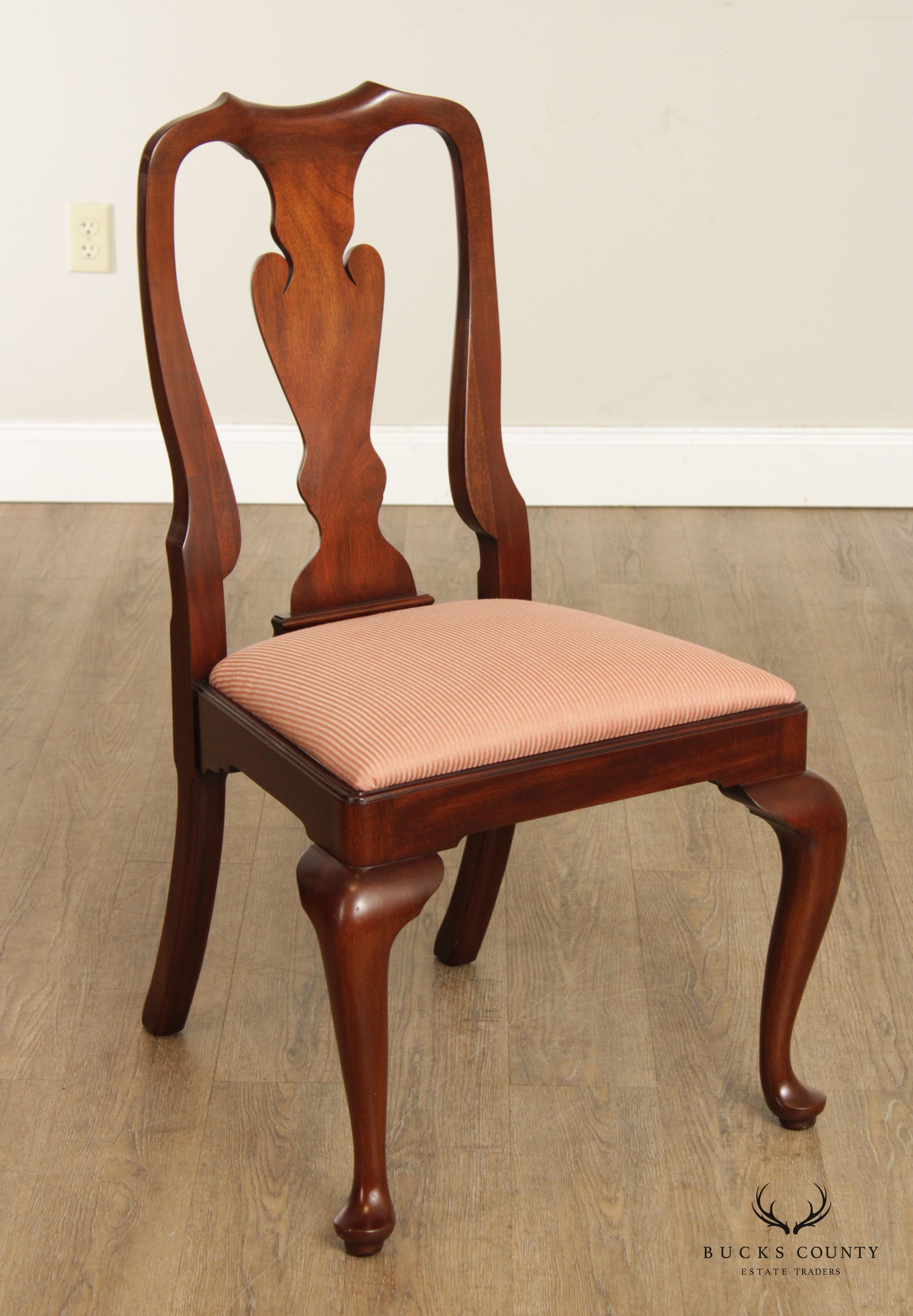 Henkel Harris Queen Anne Style Set of 6 Mahogany Dining Chairs